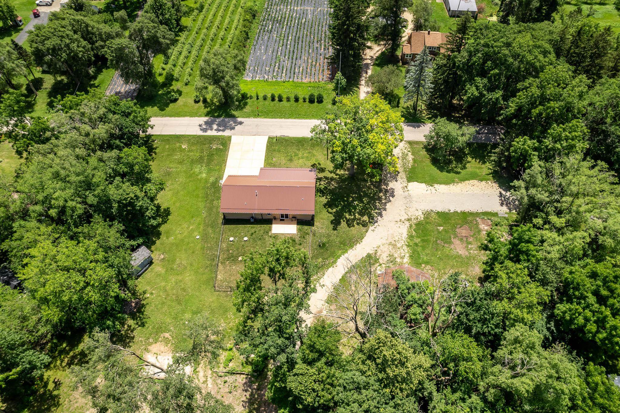 2137 W Creedy Road