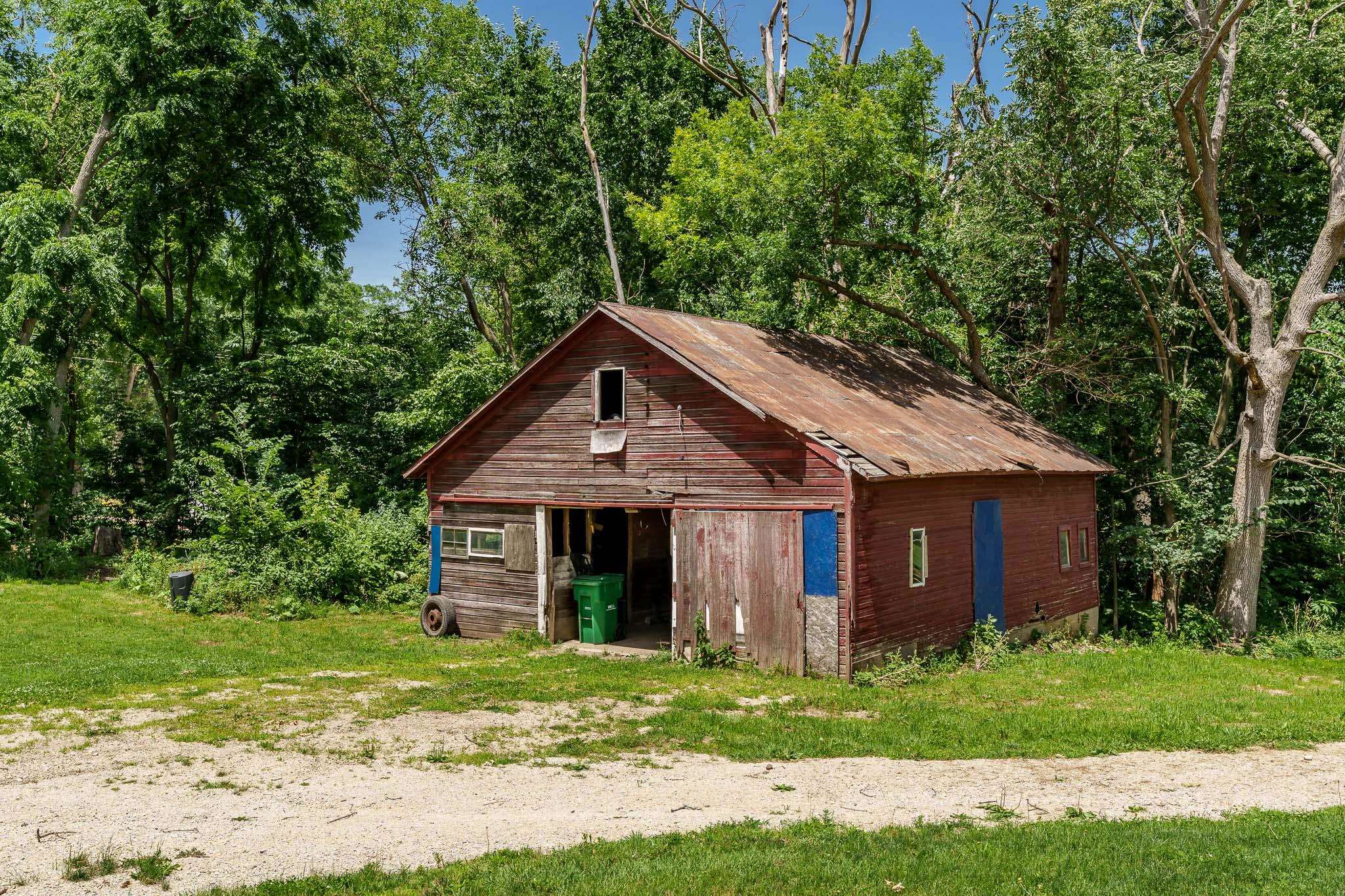 2137 W Creedy Road
