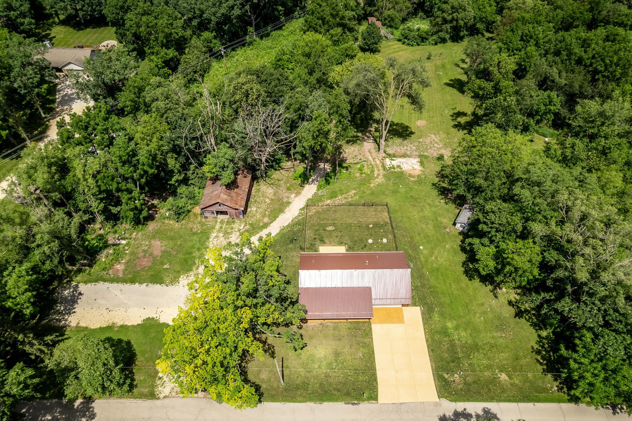 2137 W Creedy Road