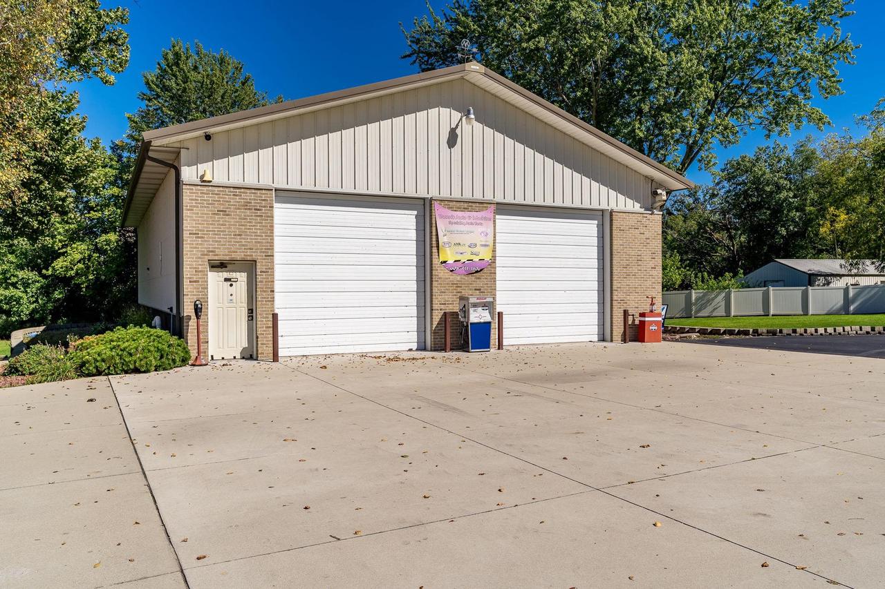 6923 S State Road 213 Road