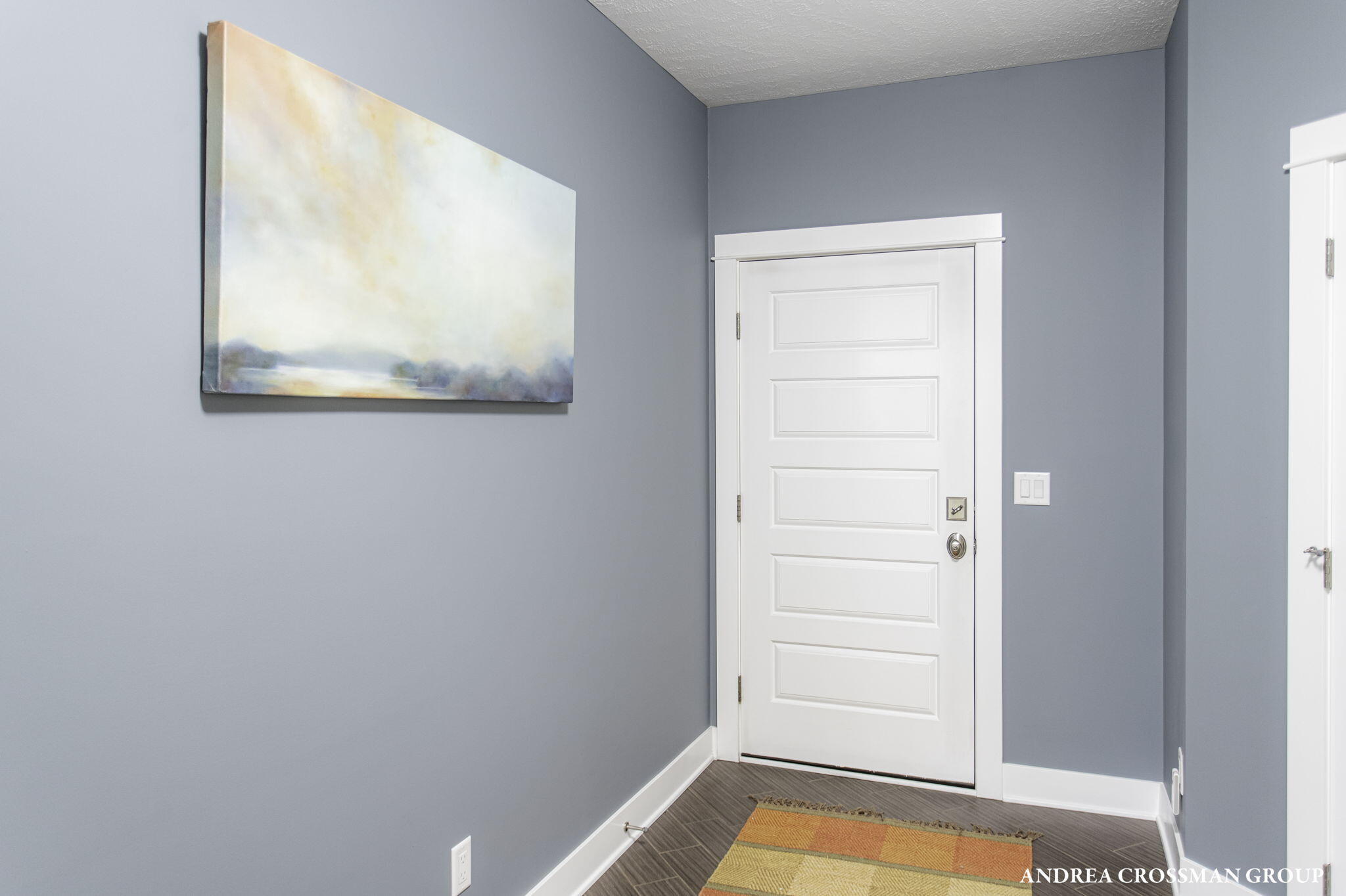 2297 Lakeshore Drive