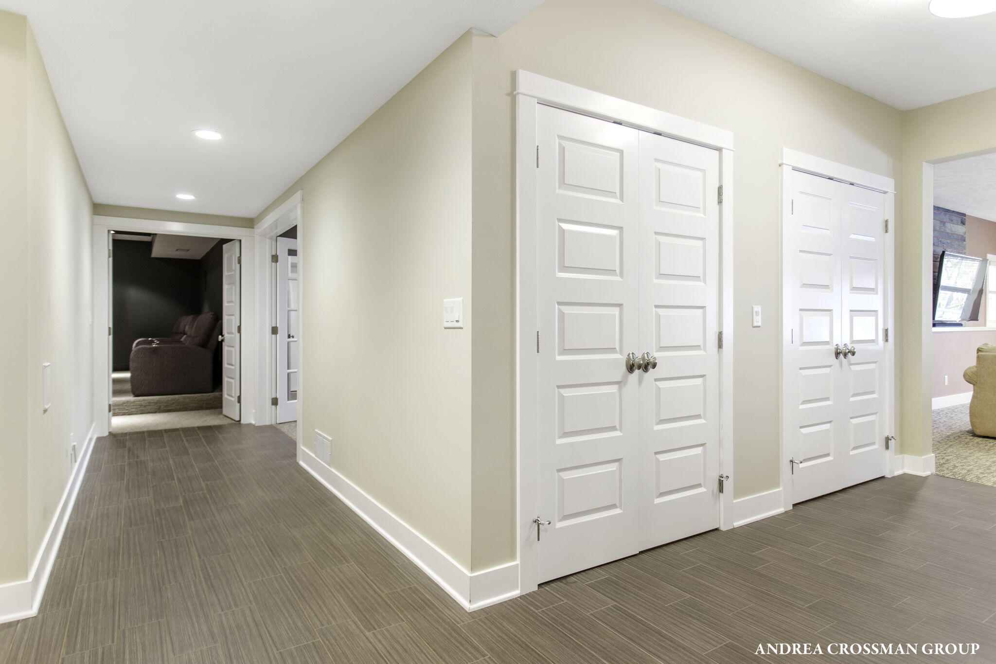 2297 Lakeshore Drive