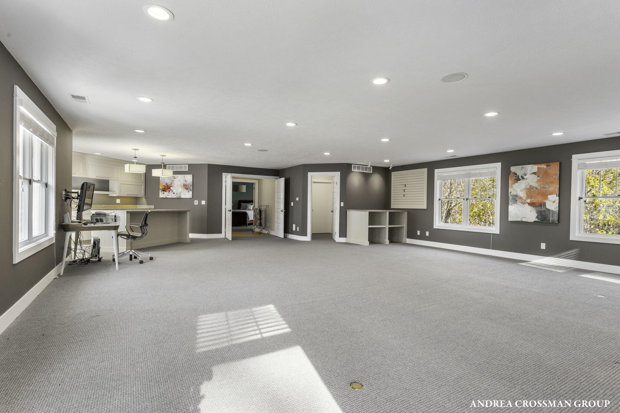 2297 Lakeshore Drive