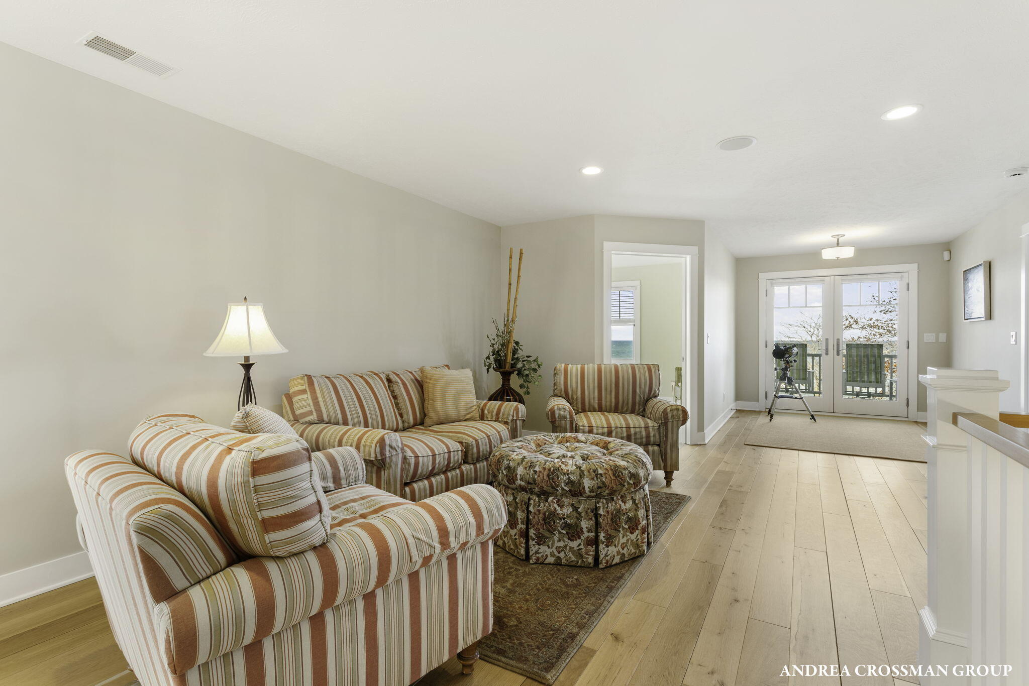 2297 Lakeshore Drive