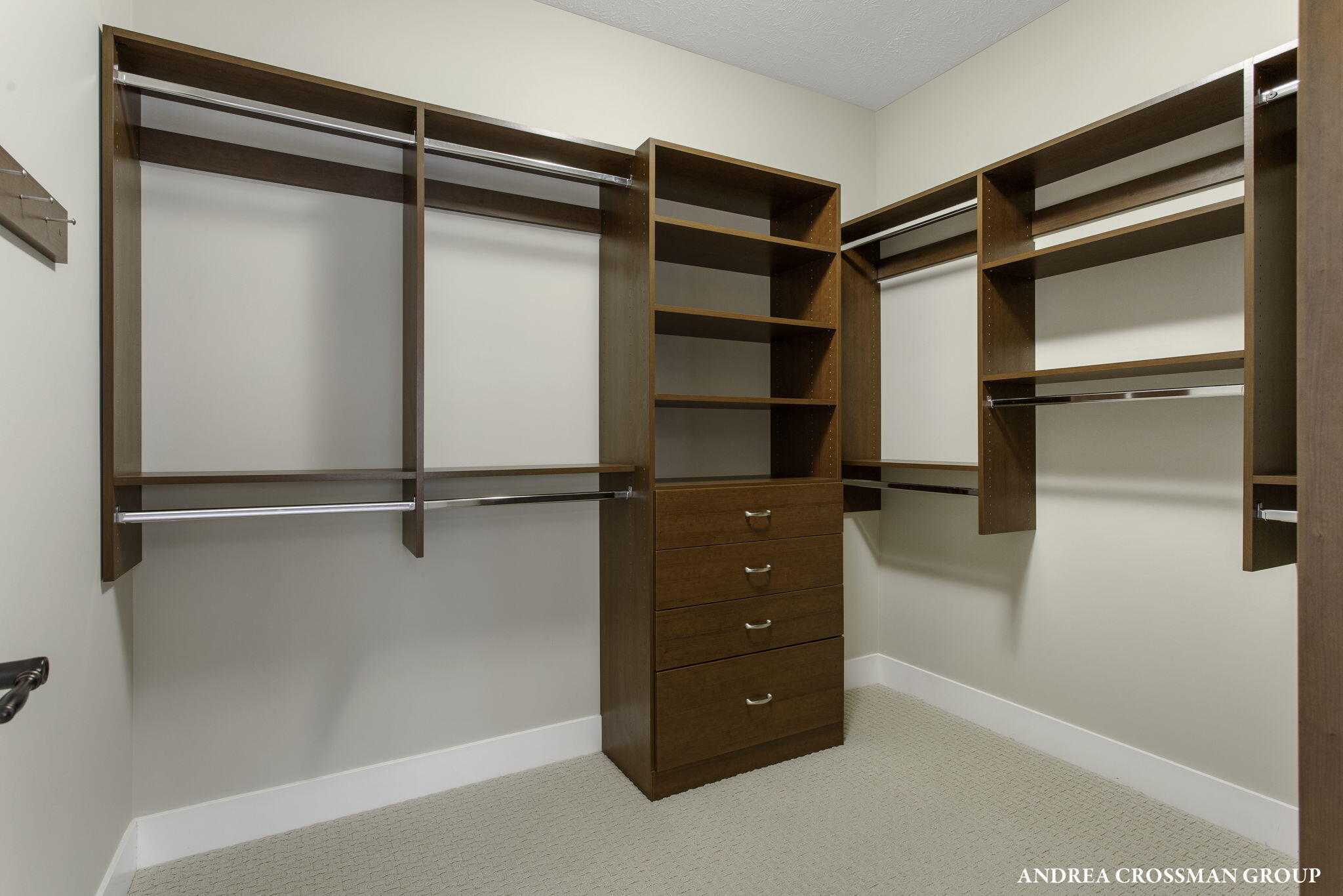 2297 Lakeshore Drive