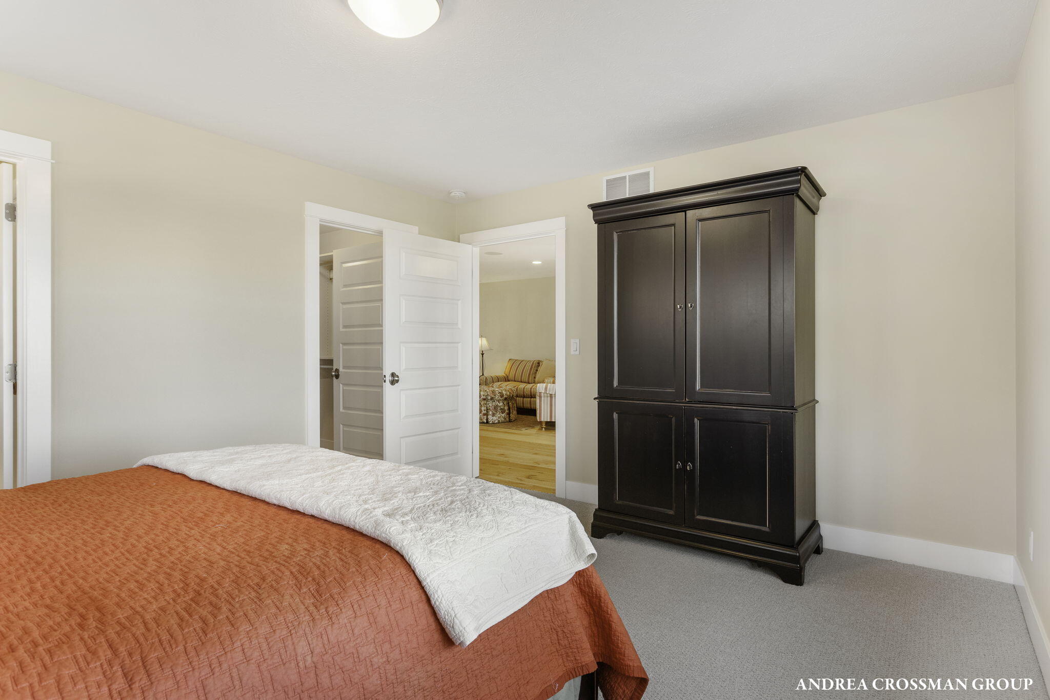 2297 Lakeshore Drive