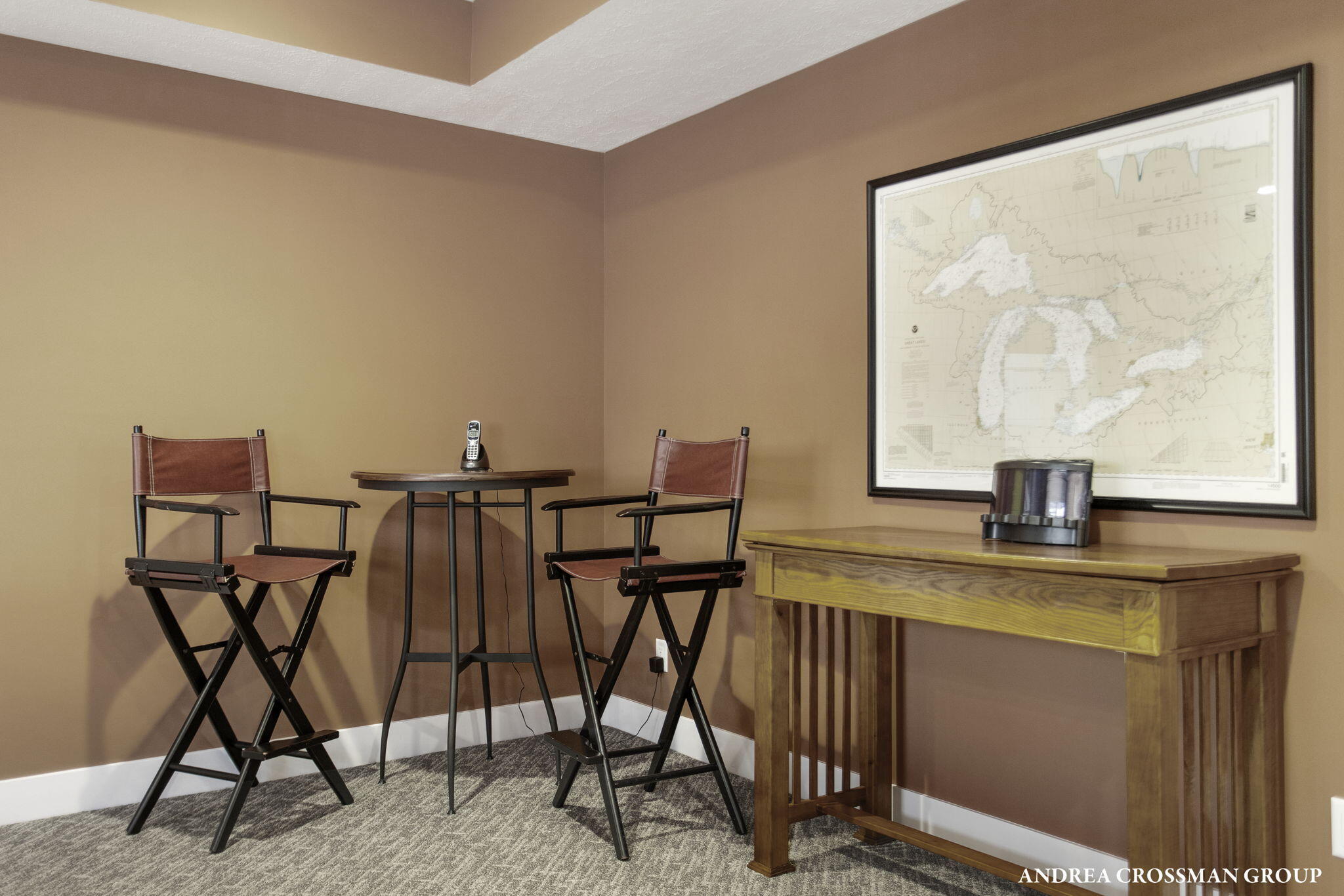 2297 Lakeshore Drive