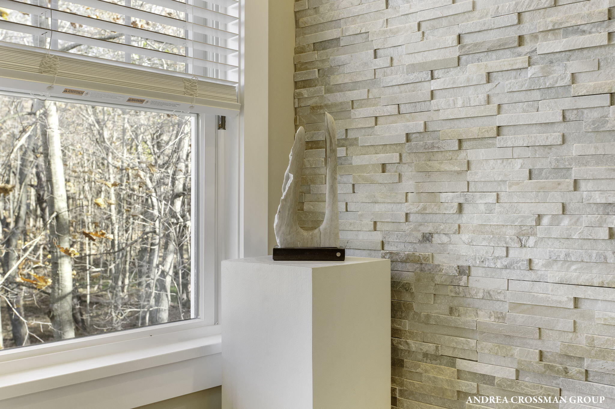 2297 Lakeshore Drive