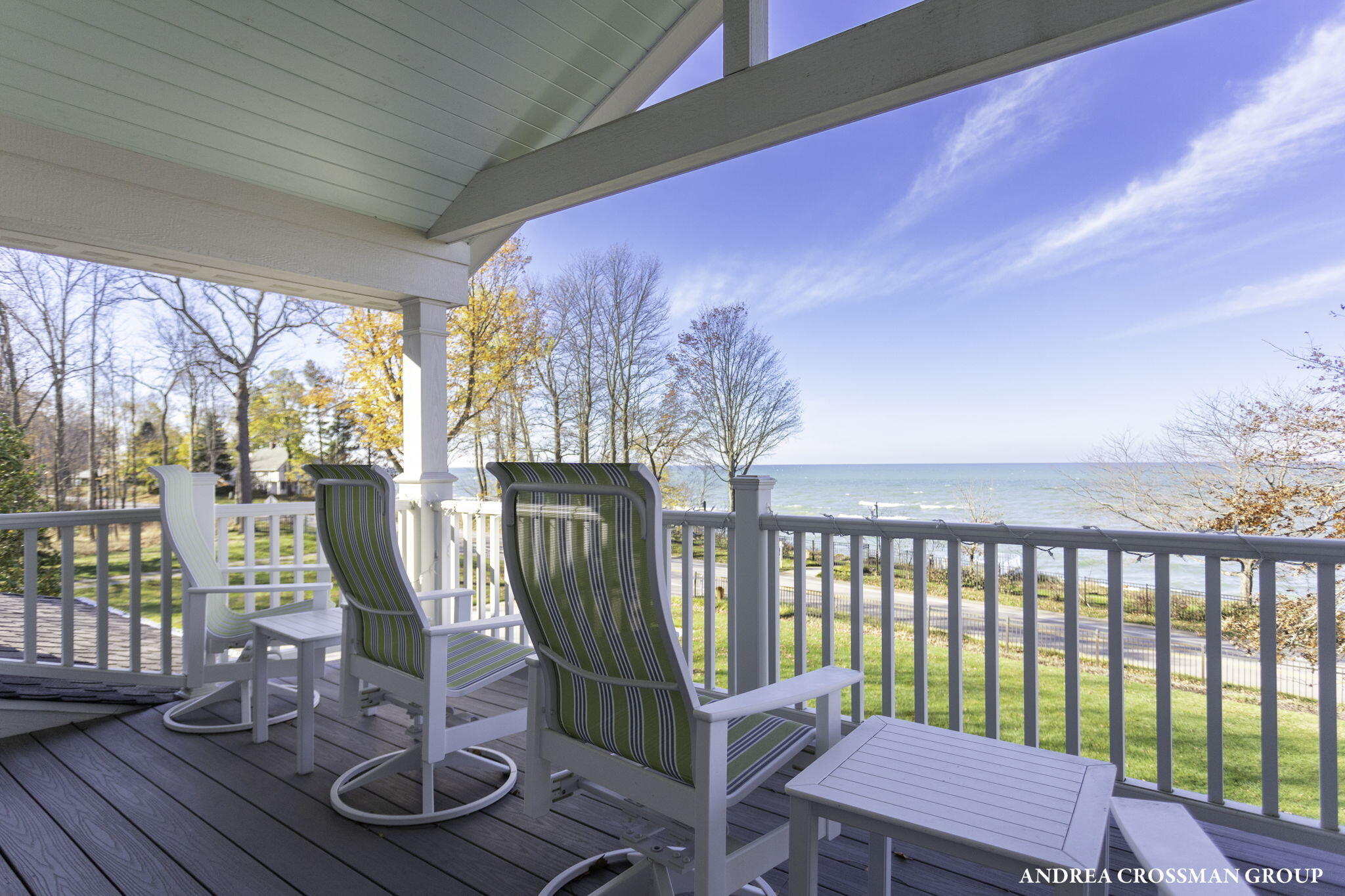 2297 Lakeshore Drive