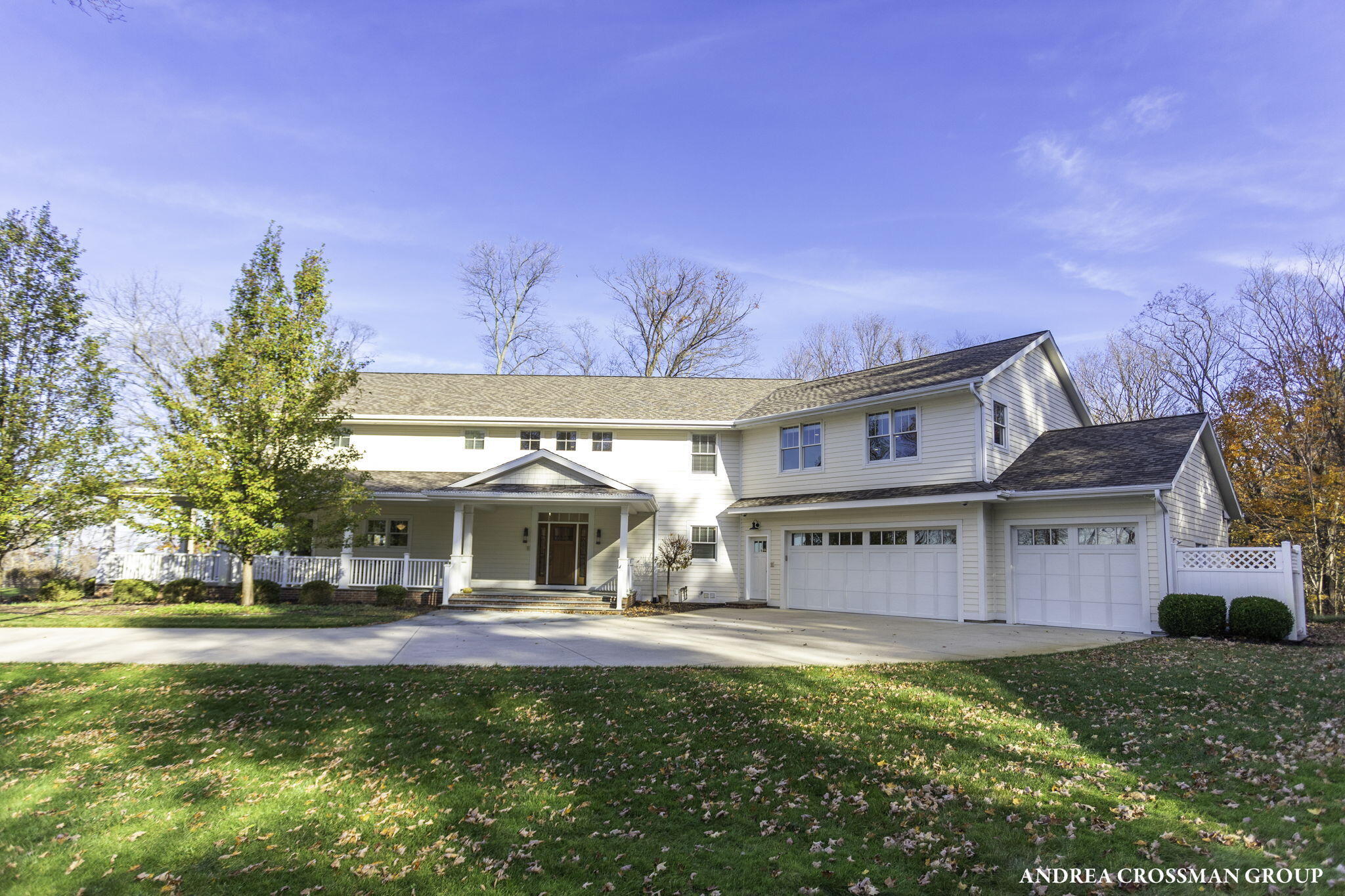 2297 Lakeshore Drive