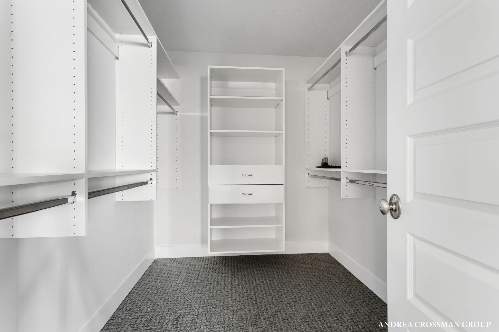 2297 Lakeshore Drive