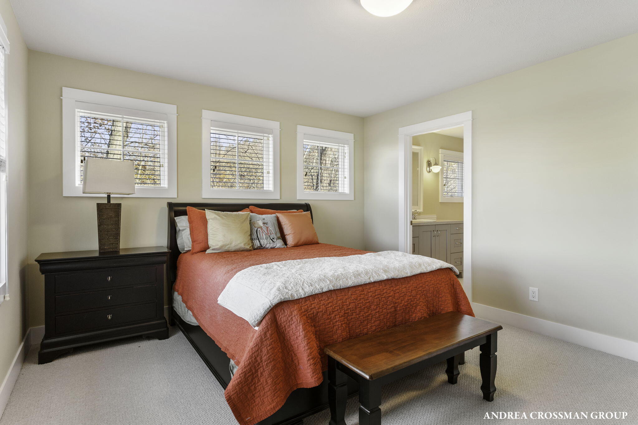 2297 Lakeshore Drive