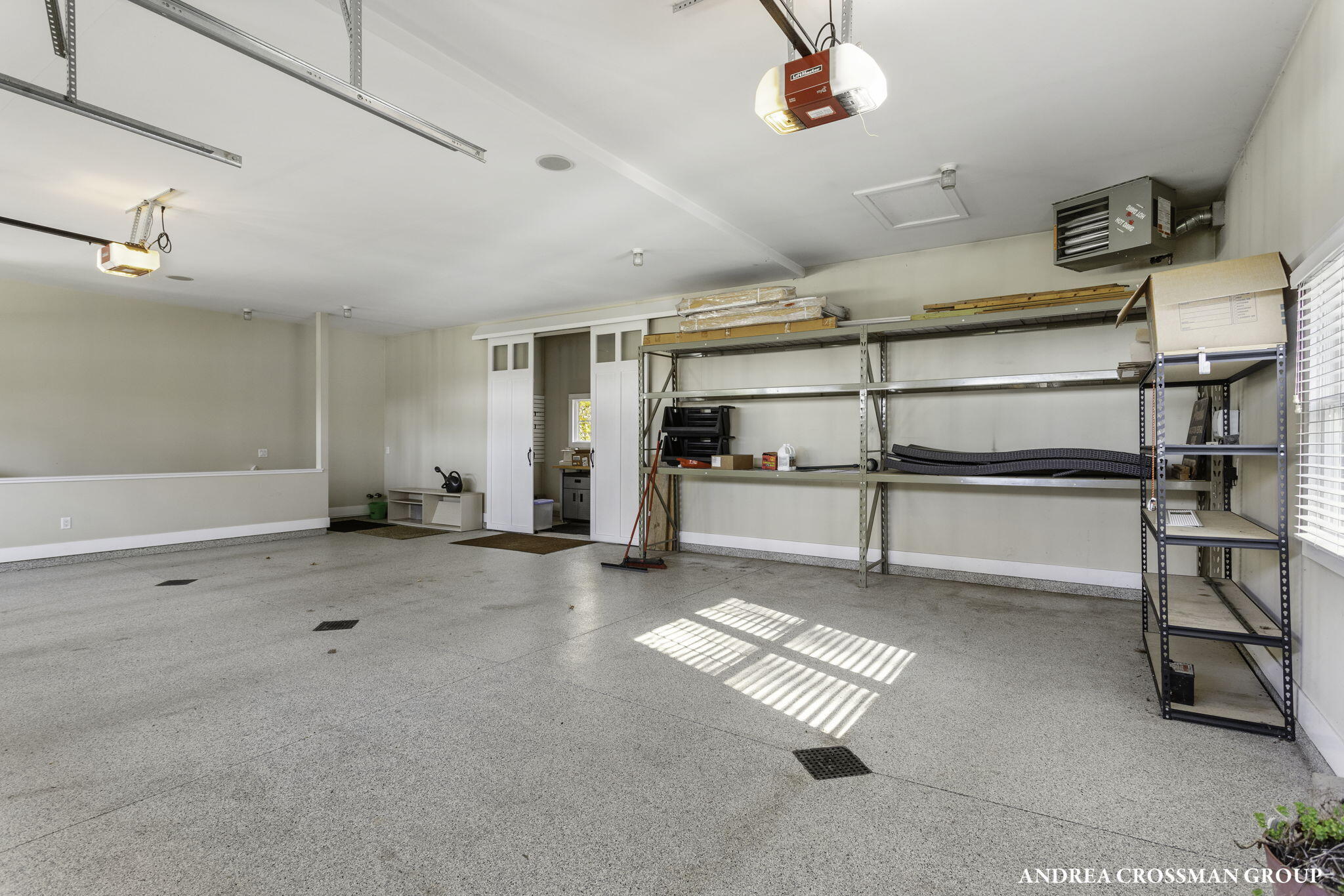 2297 Lakeshore Drive