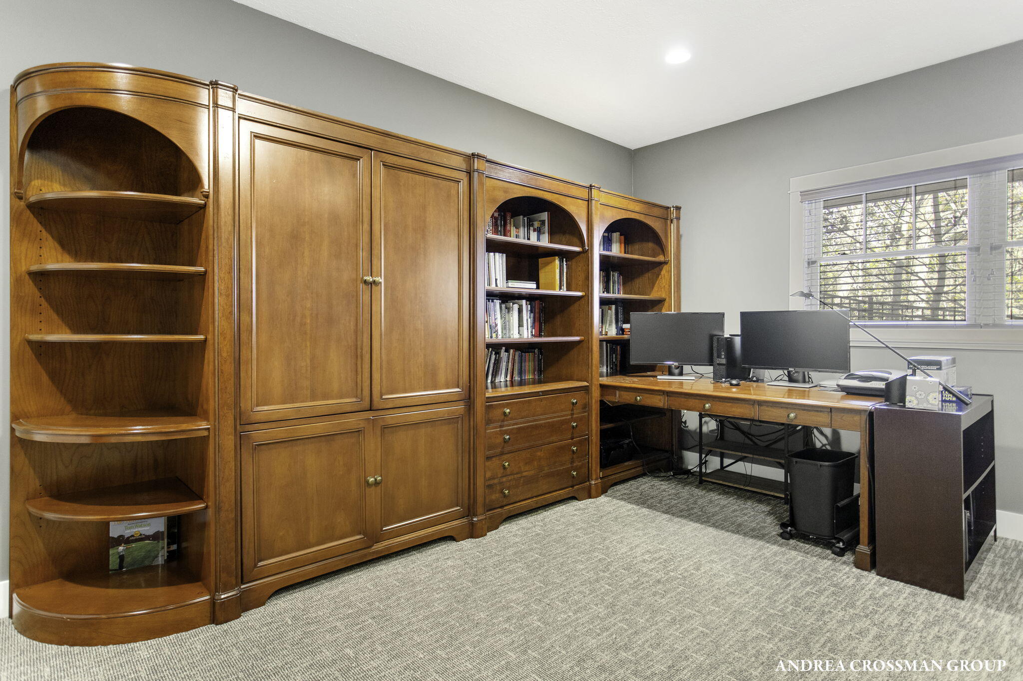 2297 Lakeshore Drive