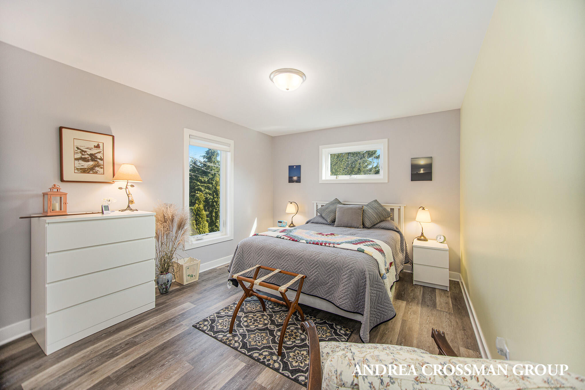 5907 Lakeshore Drive