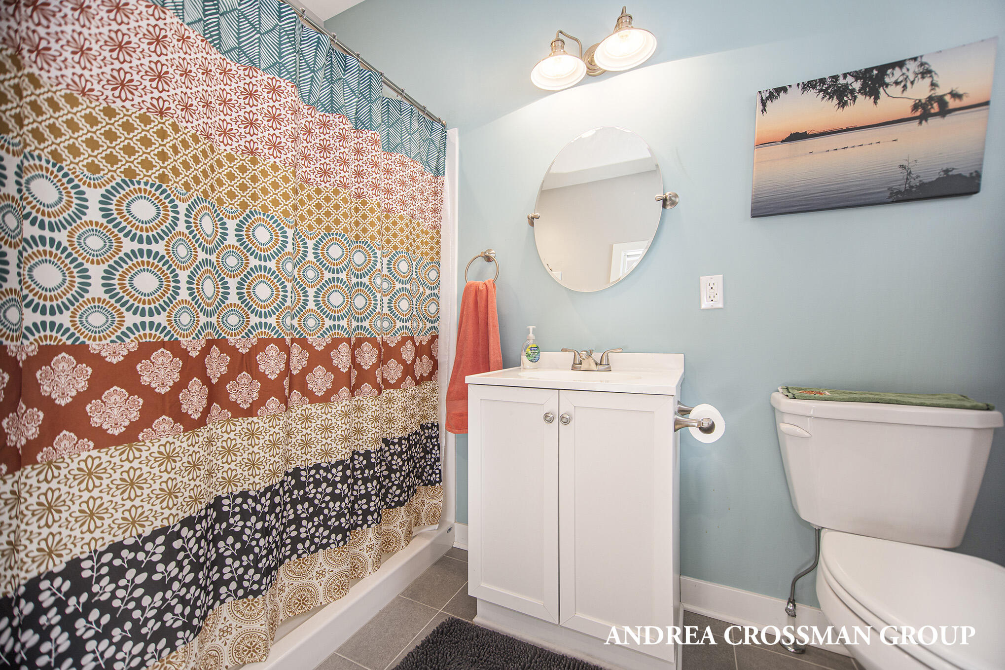 5907 Lakeshore Drive