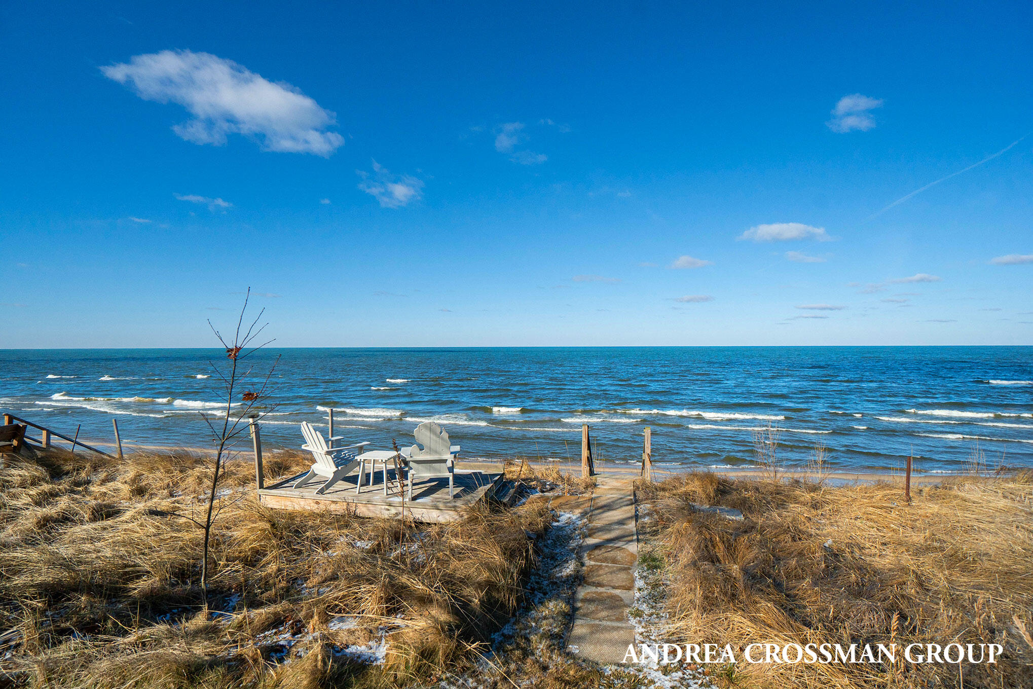 5907 Lakeshore Drive