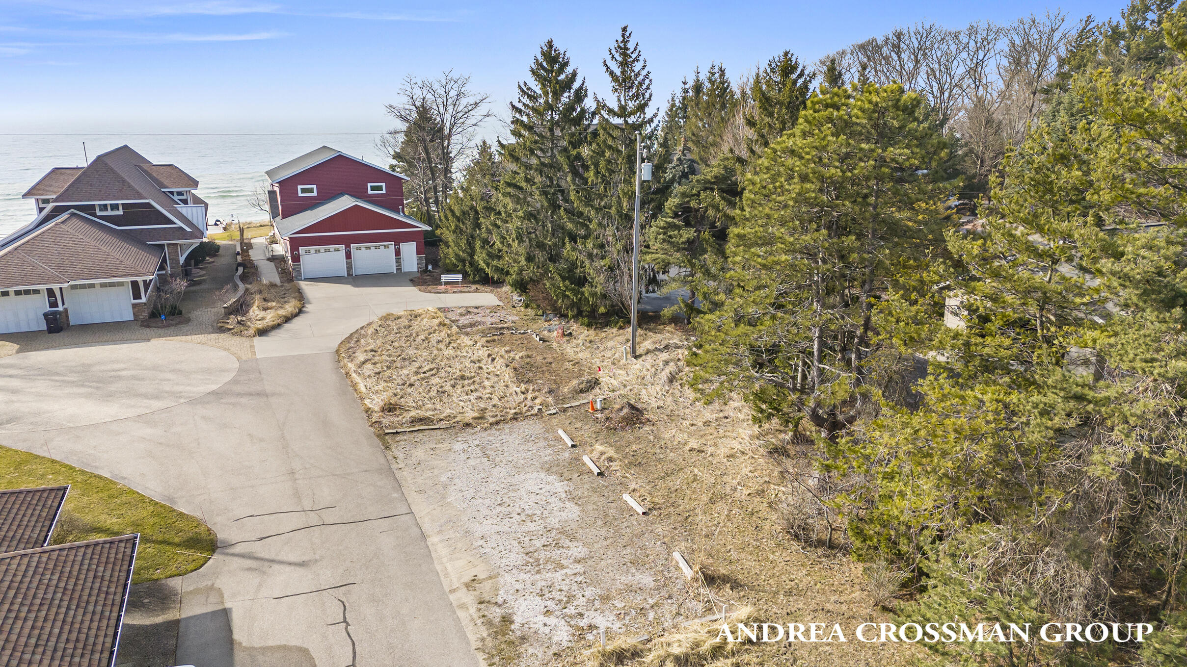 5907 Lakeshore Drive