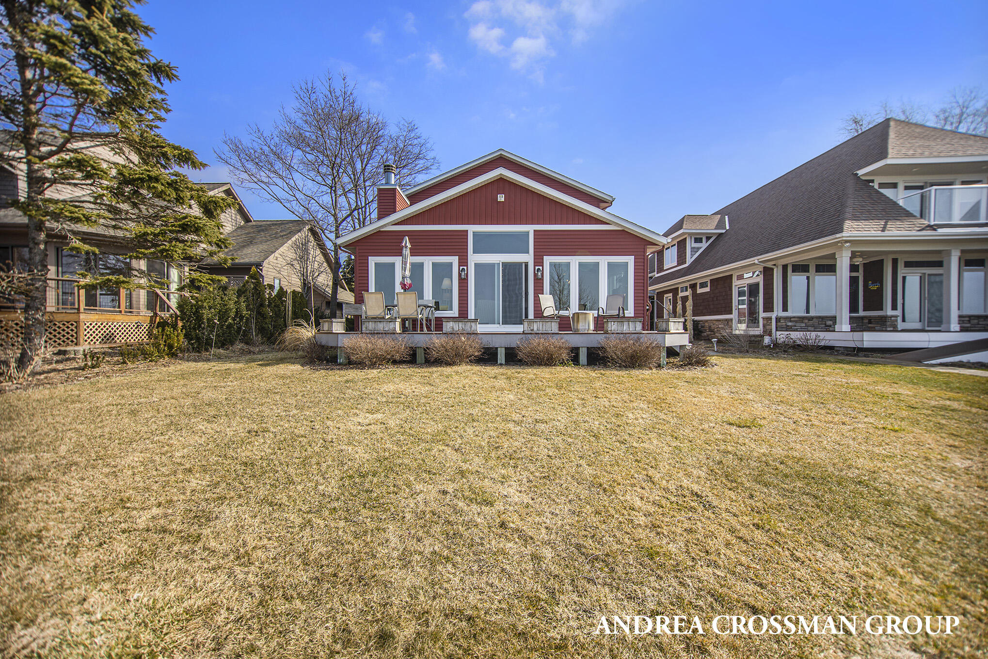 5907 Lakeshore Drive