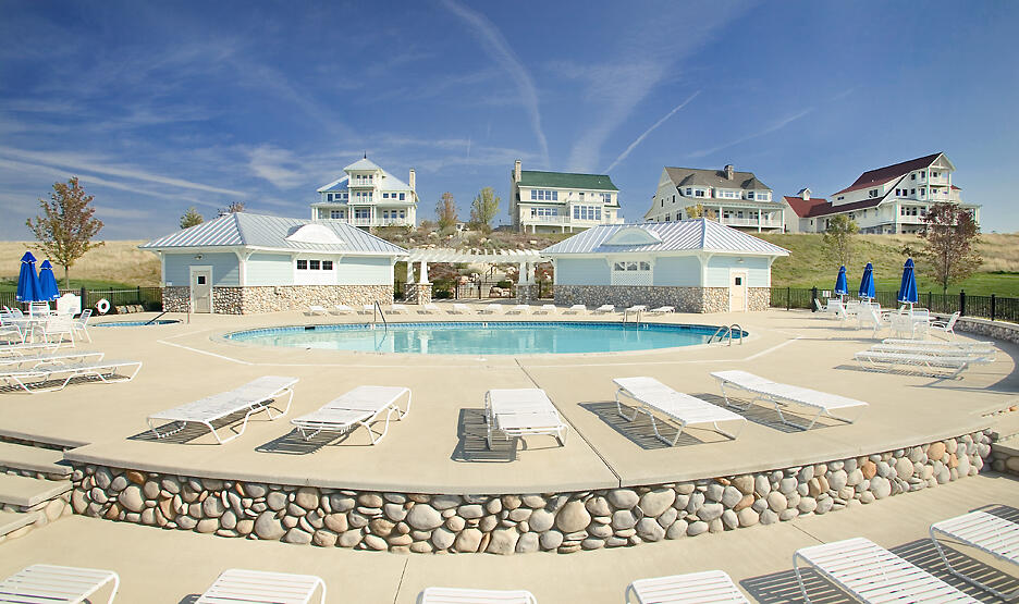 668 Waters Edge Drive, 10