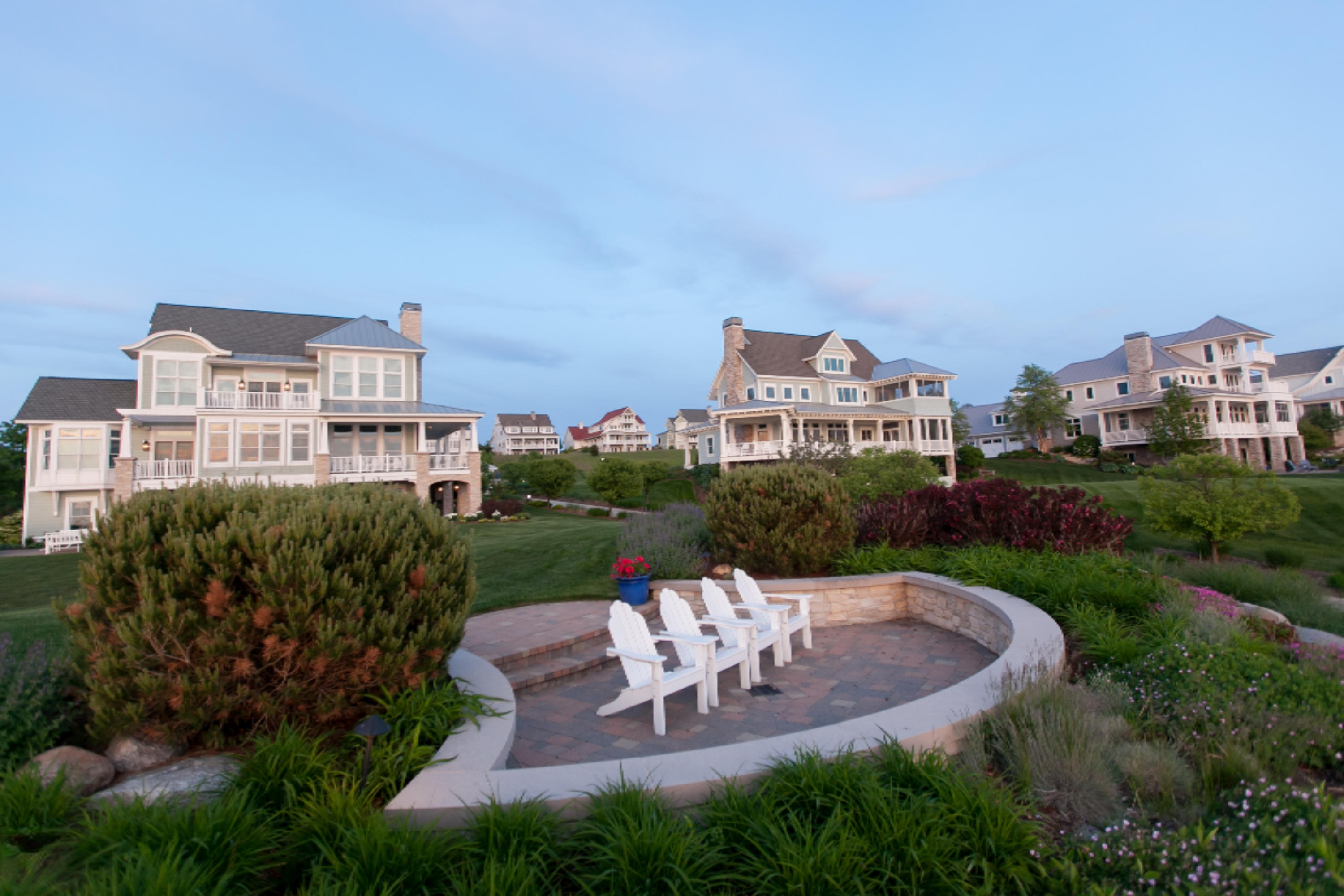 668 Waters Edge Drive, 10