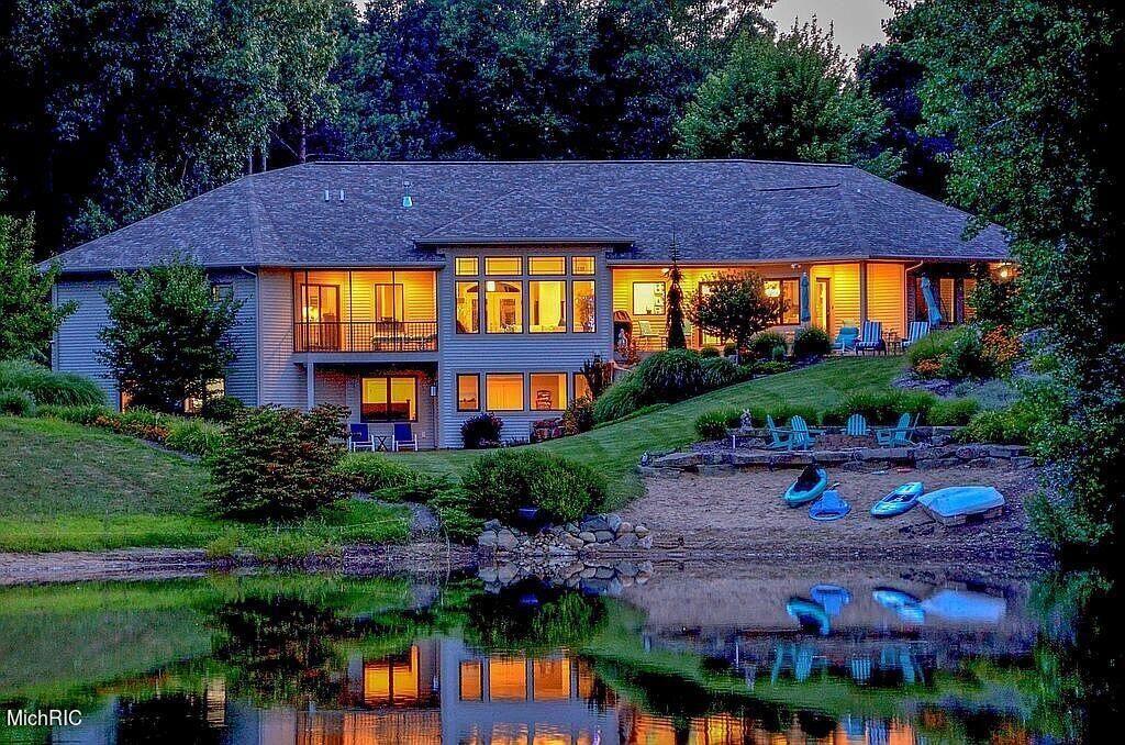 6429 Sand Castle Drive