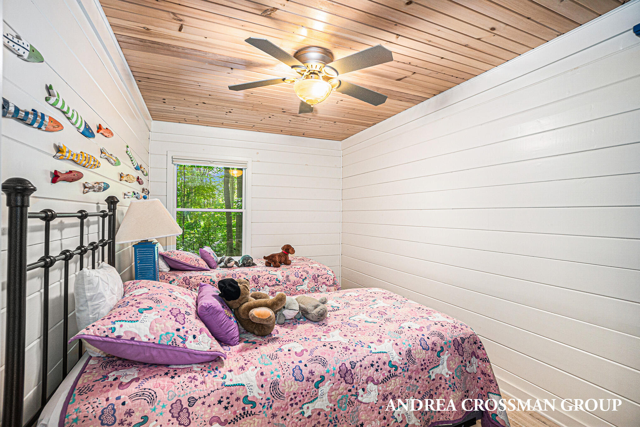 3053 N Lakeshore Drive