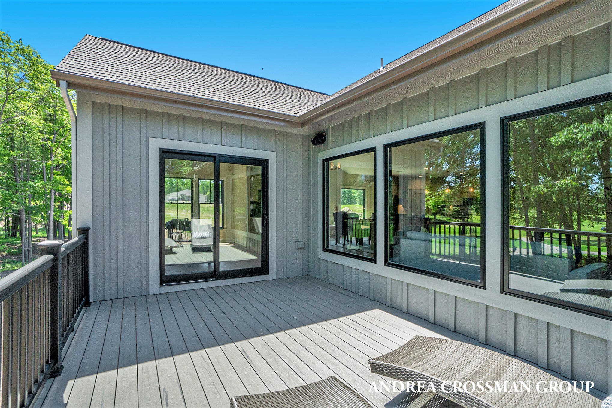 2924 Duneside Circle