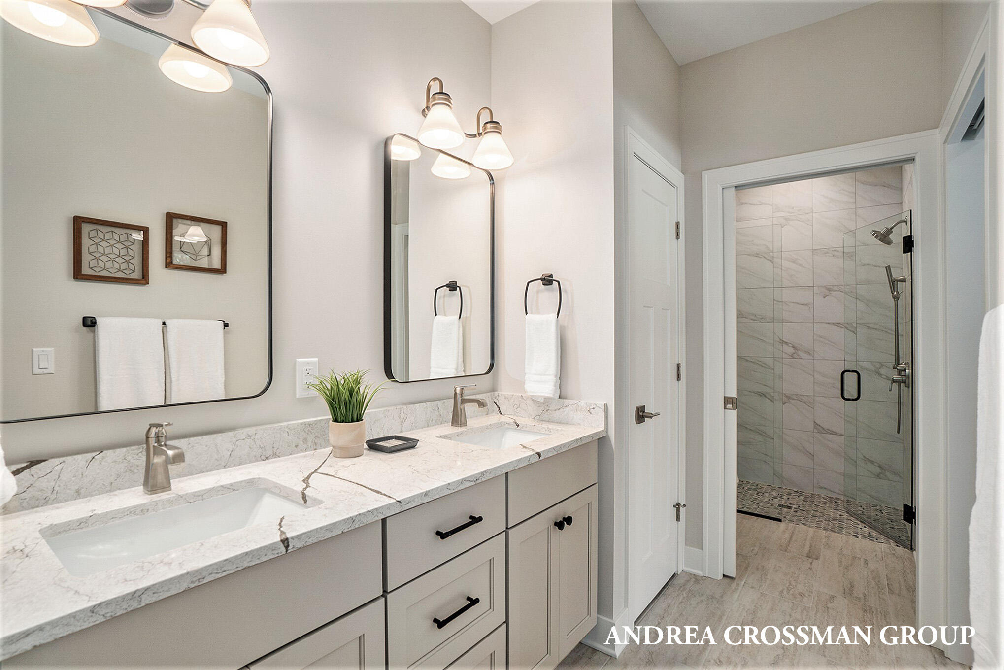 2924 Duneside Circle