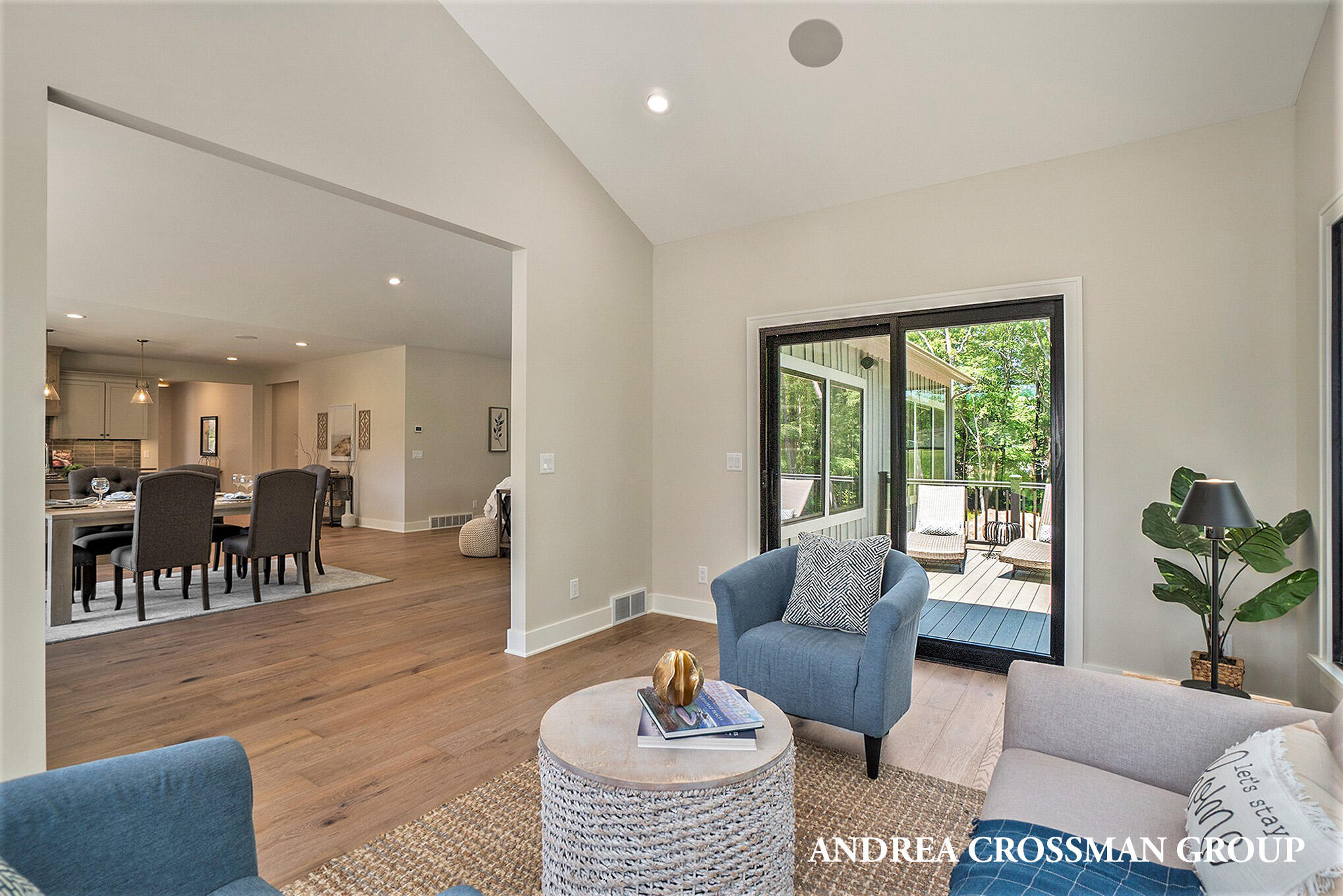 2924 Duneside Circle