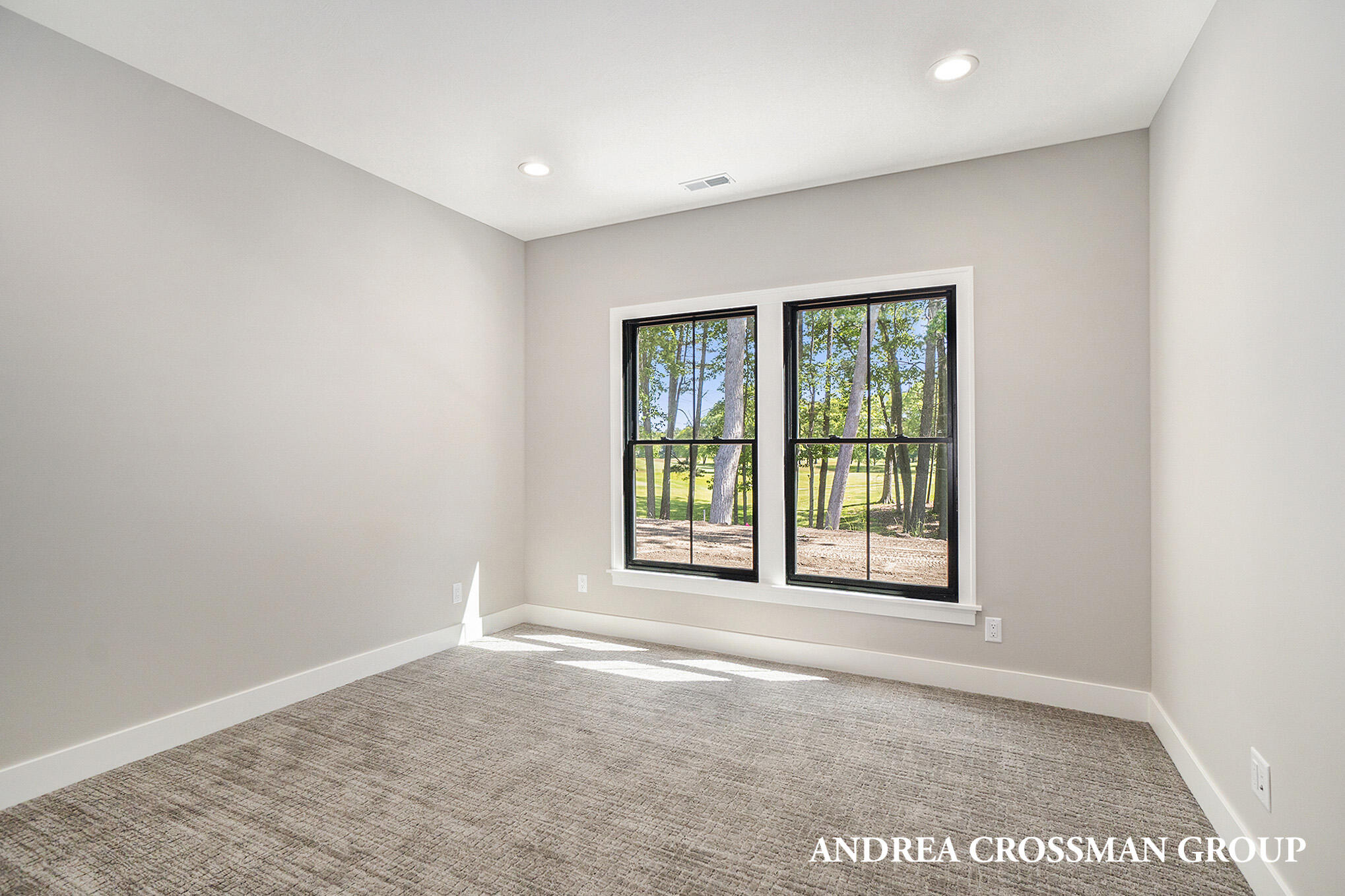 2924 Duneside Circle