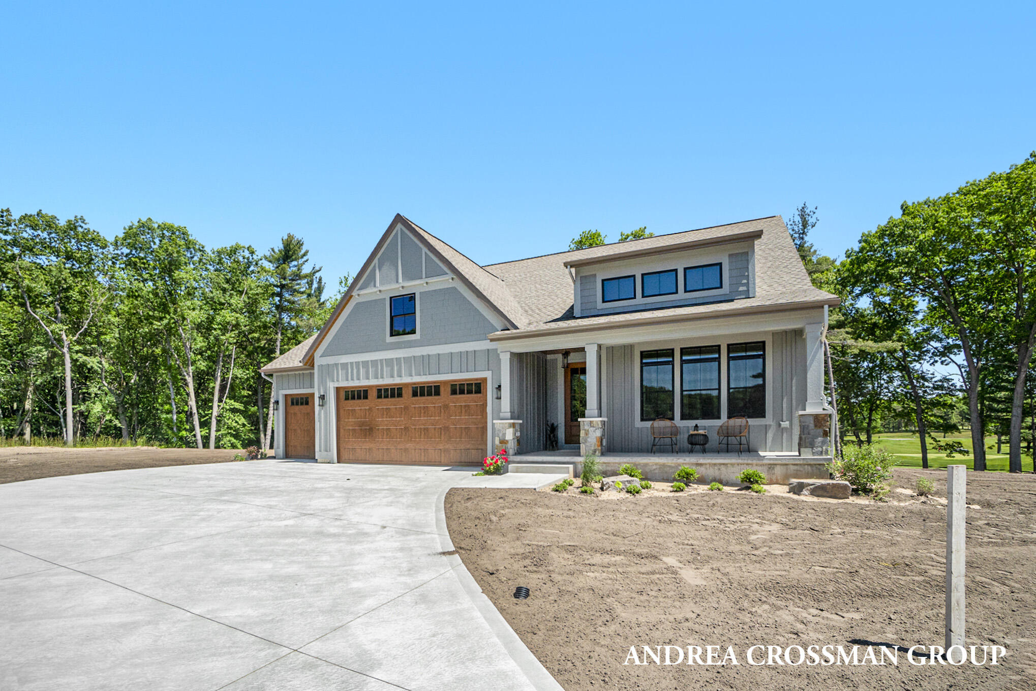 2924 Duneside Circle