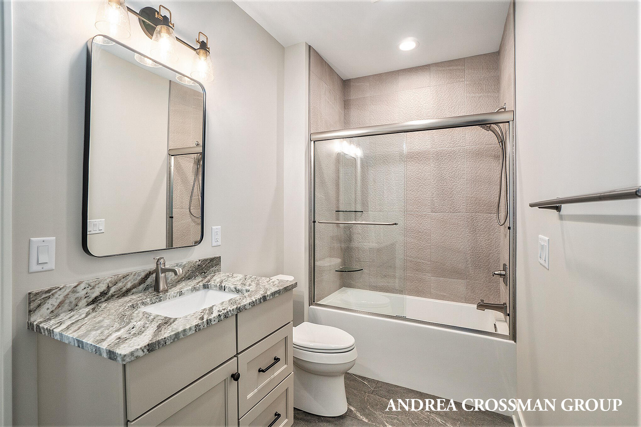 2924 Duneside Circle