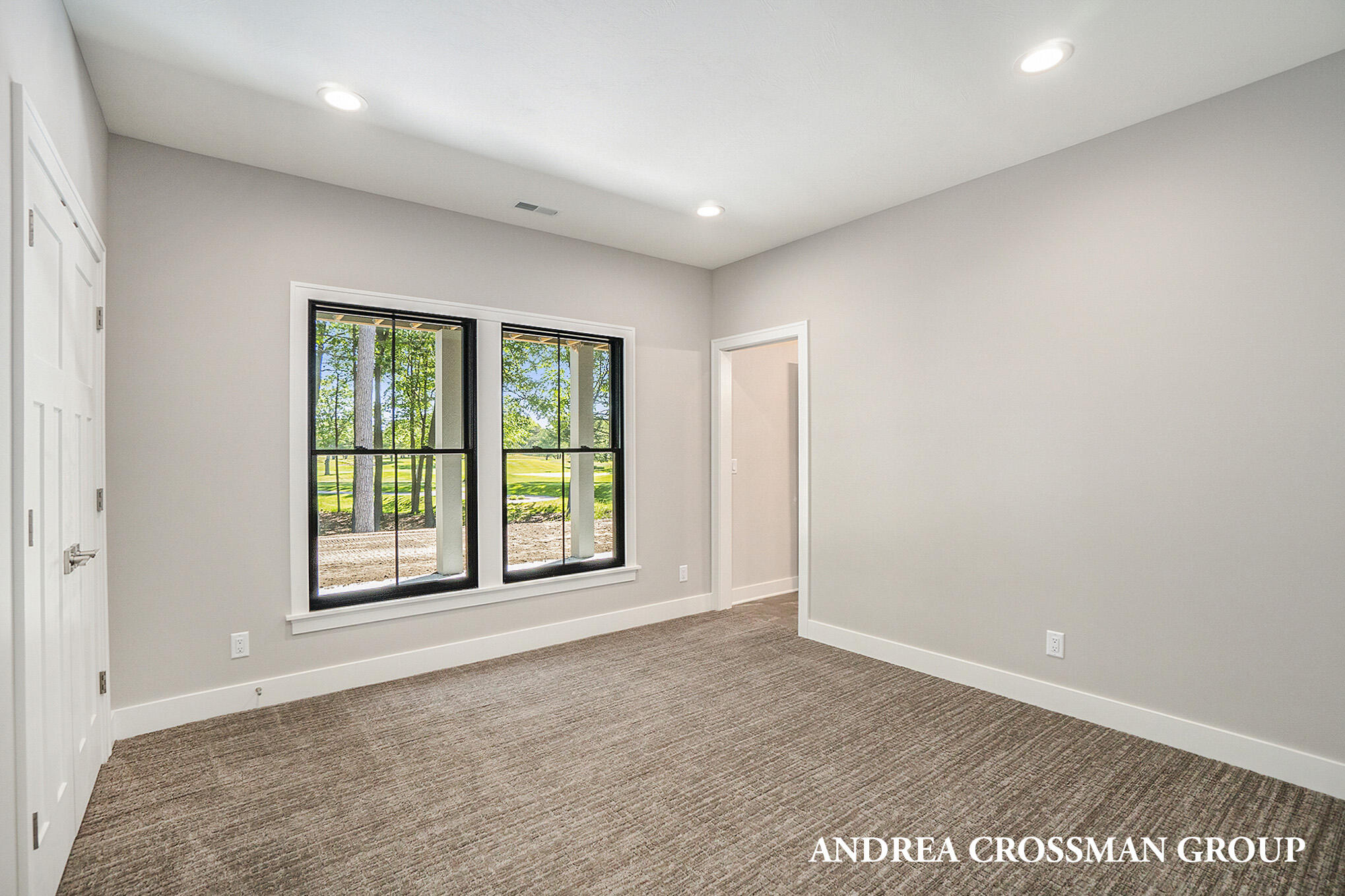 2924 Duneside Circle