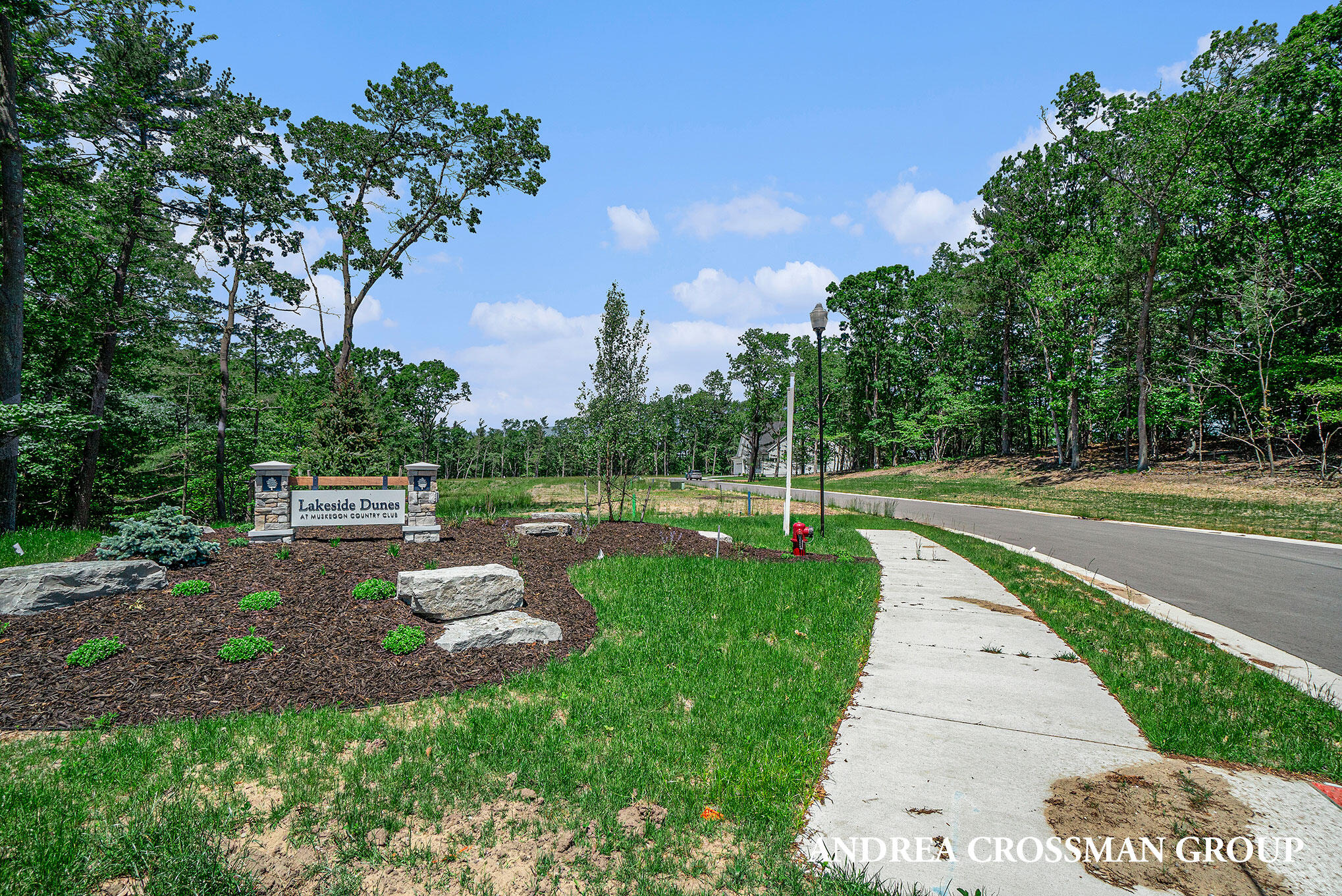 2924 Duneside Circle