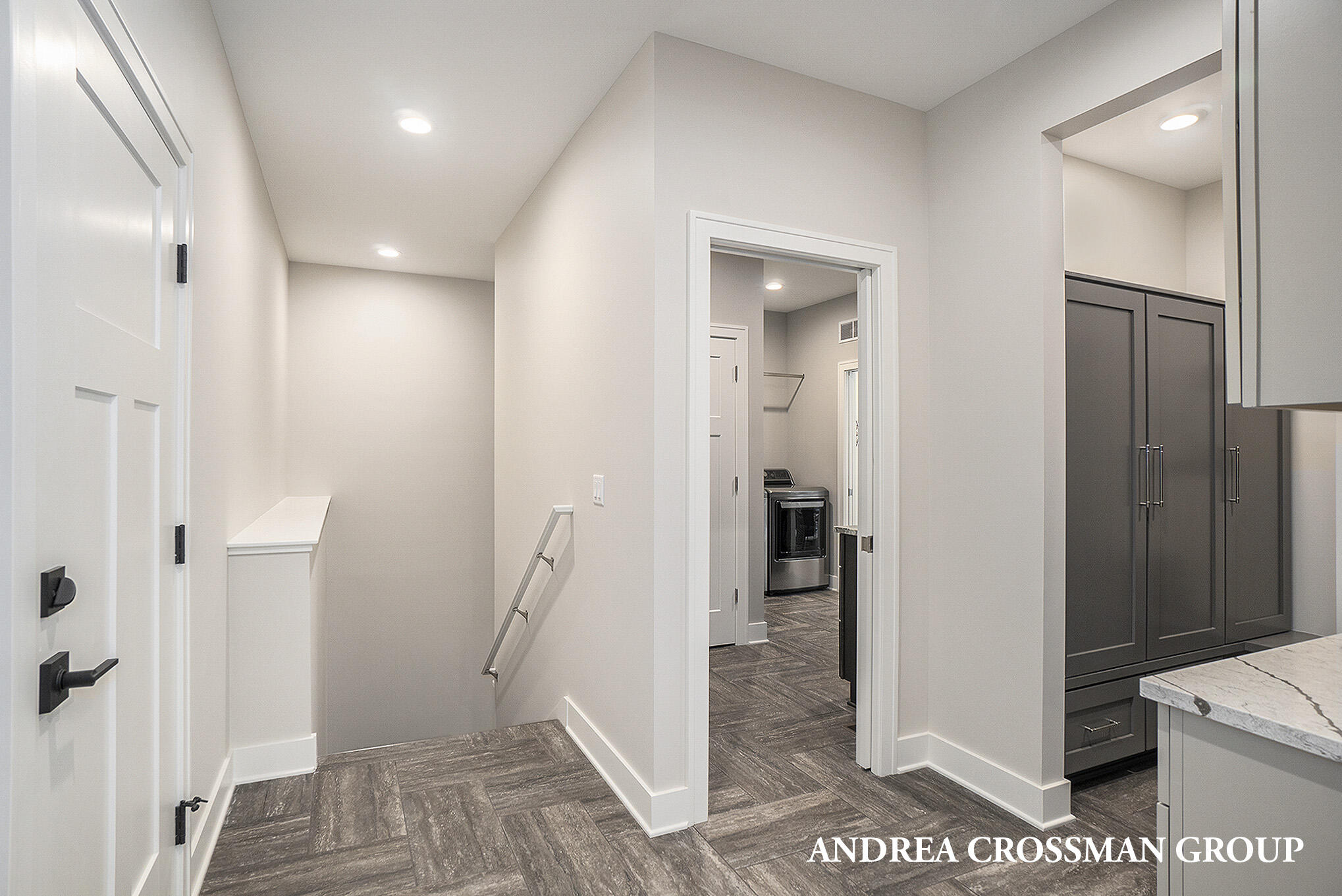 2924 Duneside Circle