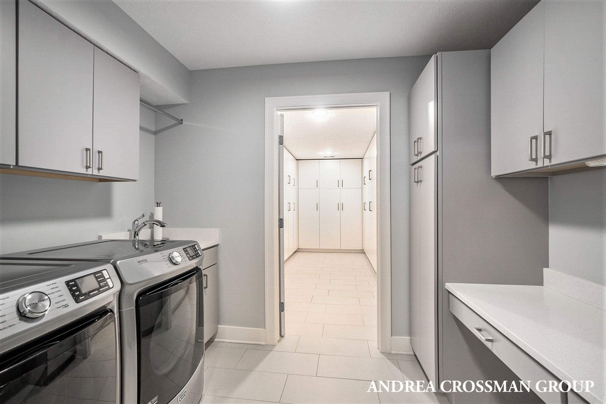 207 Janes View Drive