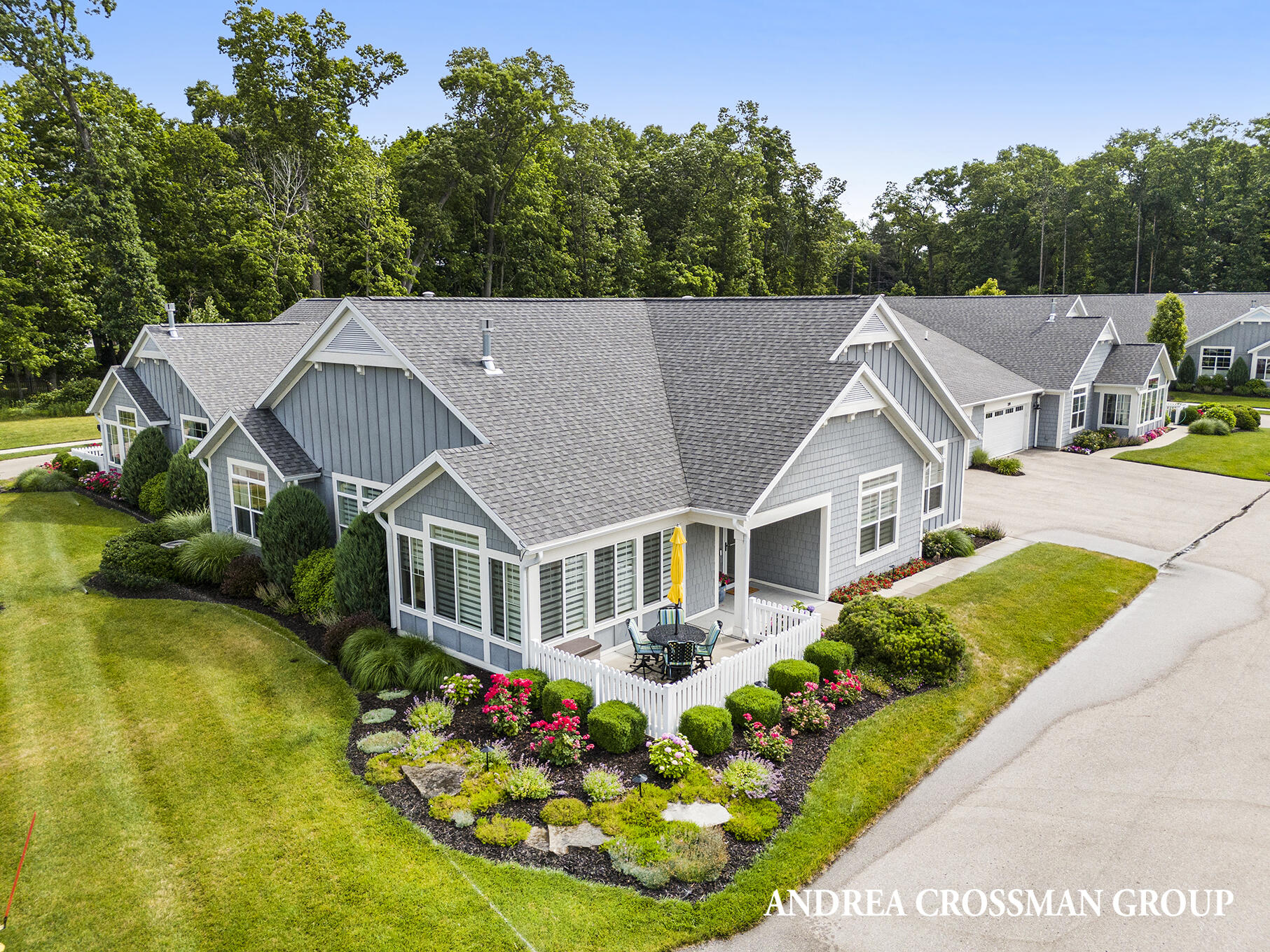 207 Janes View Drive