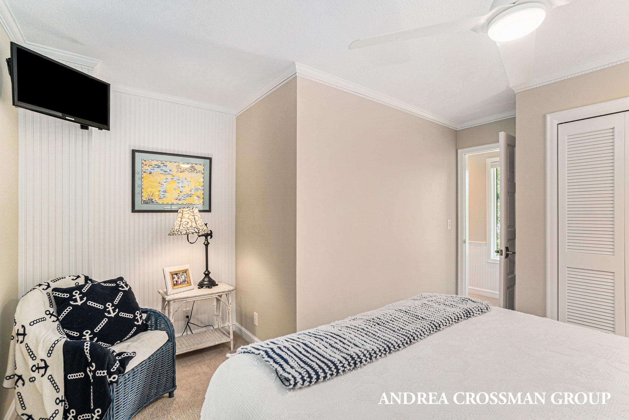 260 Sunset Bluff Court