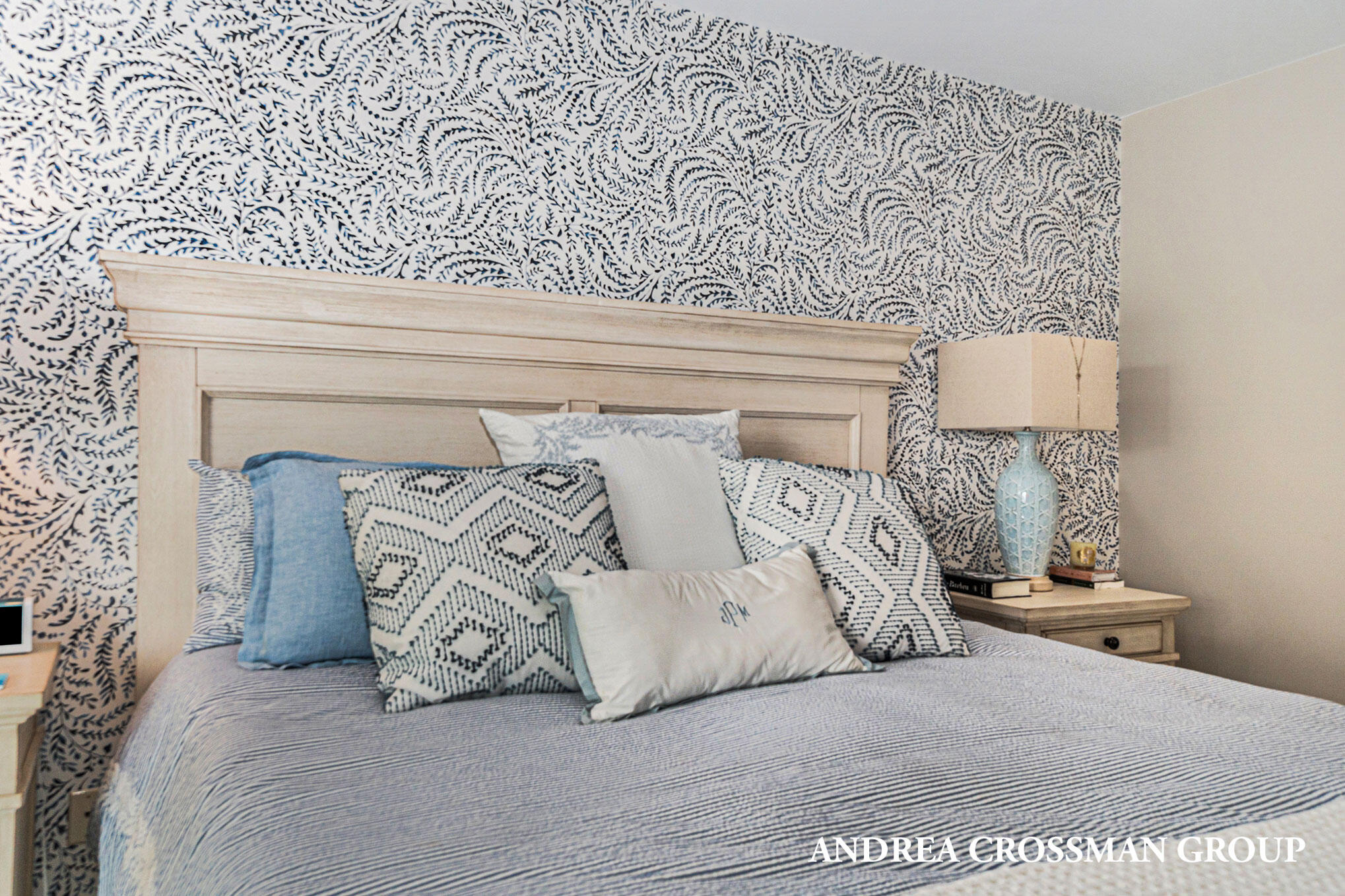 260 Sunset Bluff Court