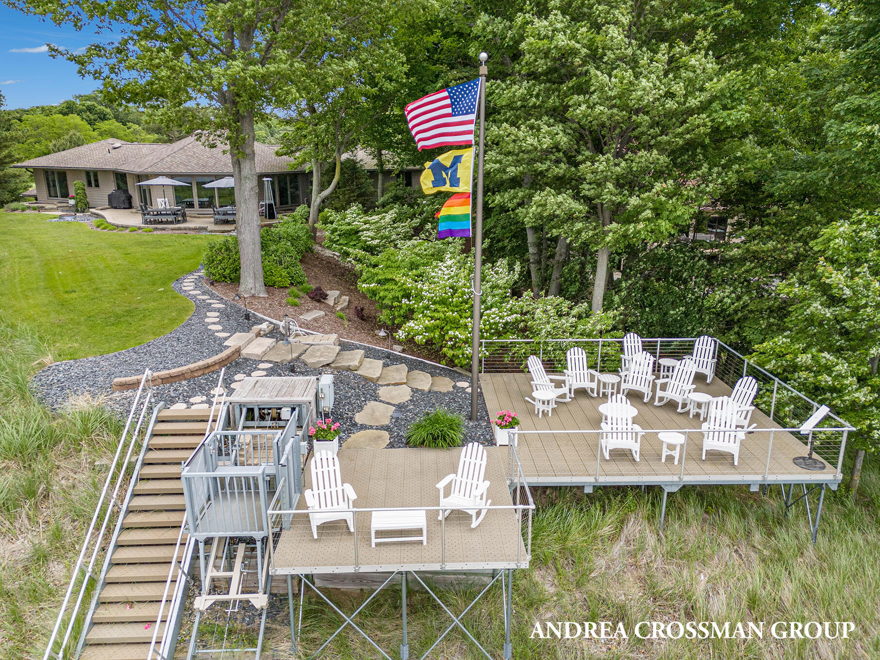 260 Sunset Bluff Court