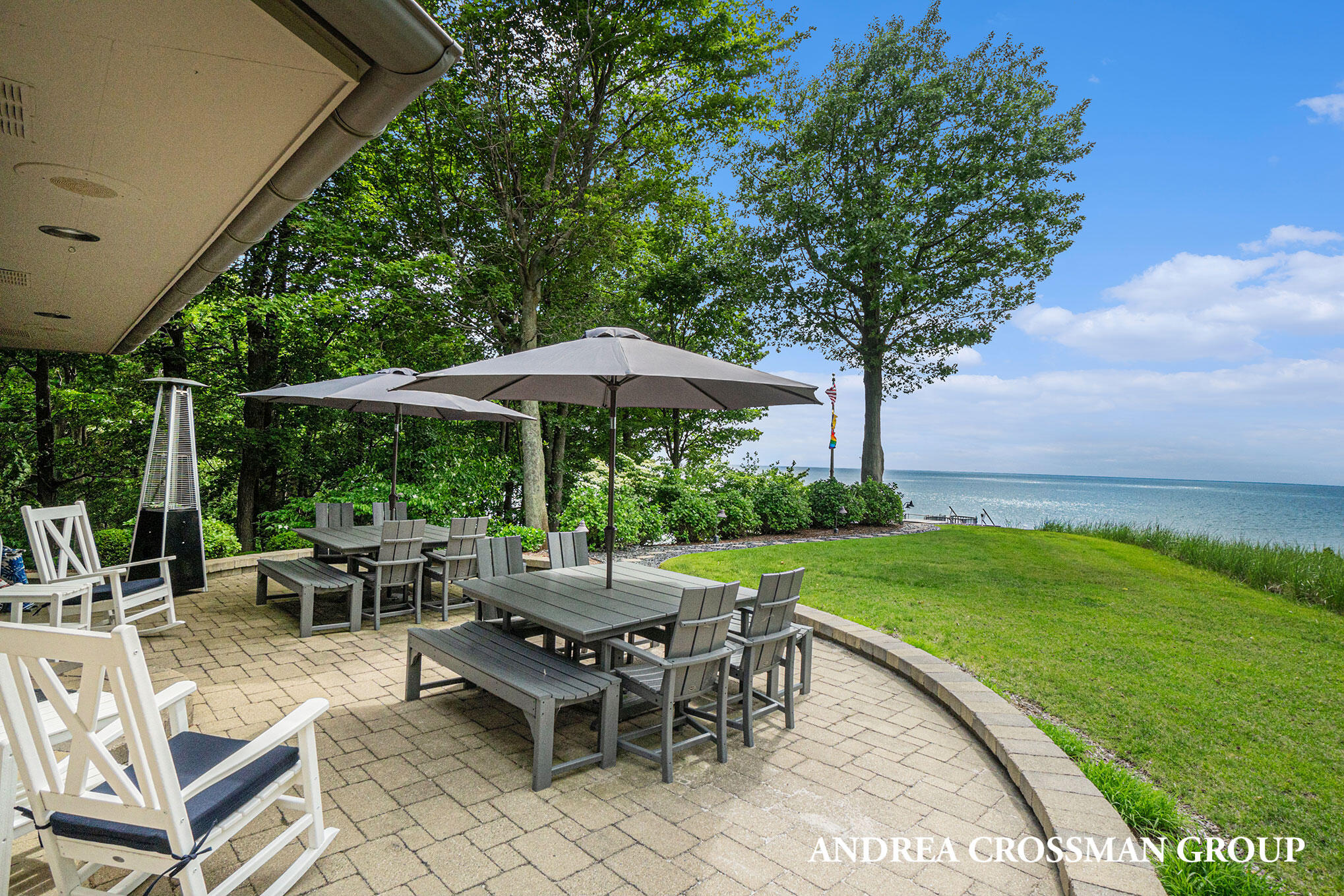 260 Sunset Bluff Court