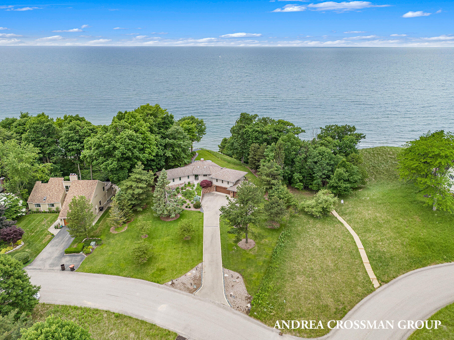 260 Sunset Bluff Court