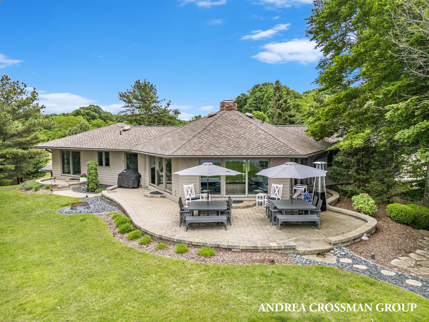 260 Sunset Bluff Court