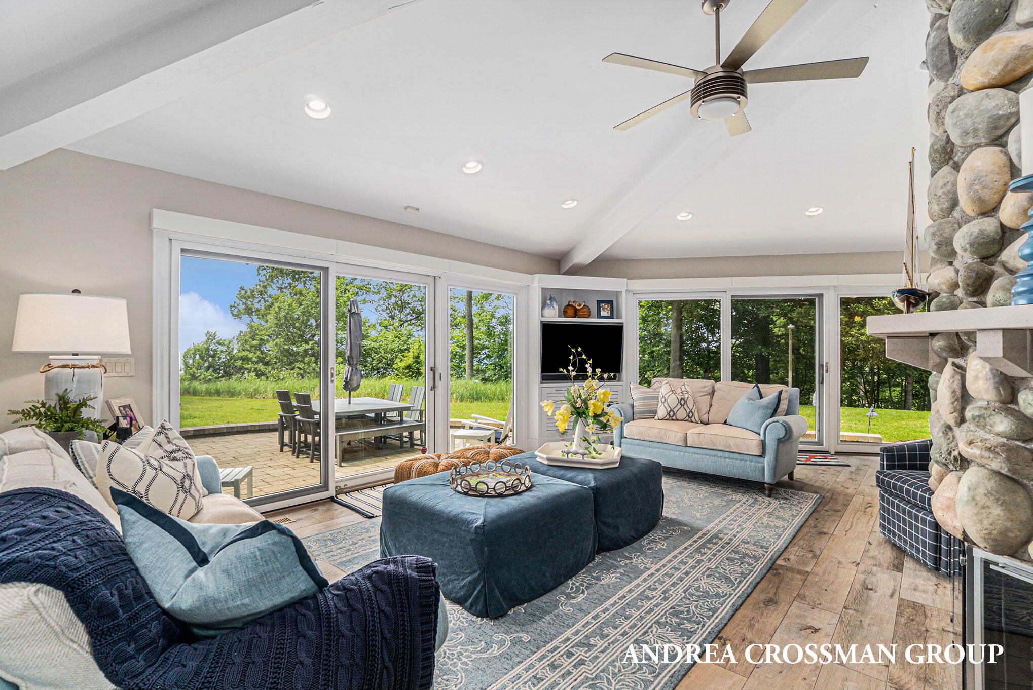 260 Sunset Bluff Court