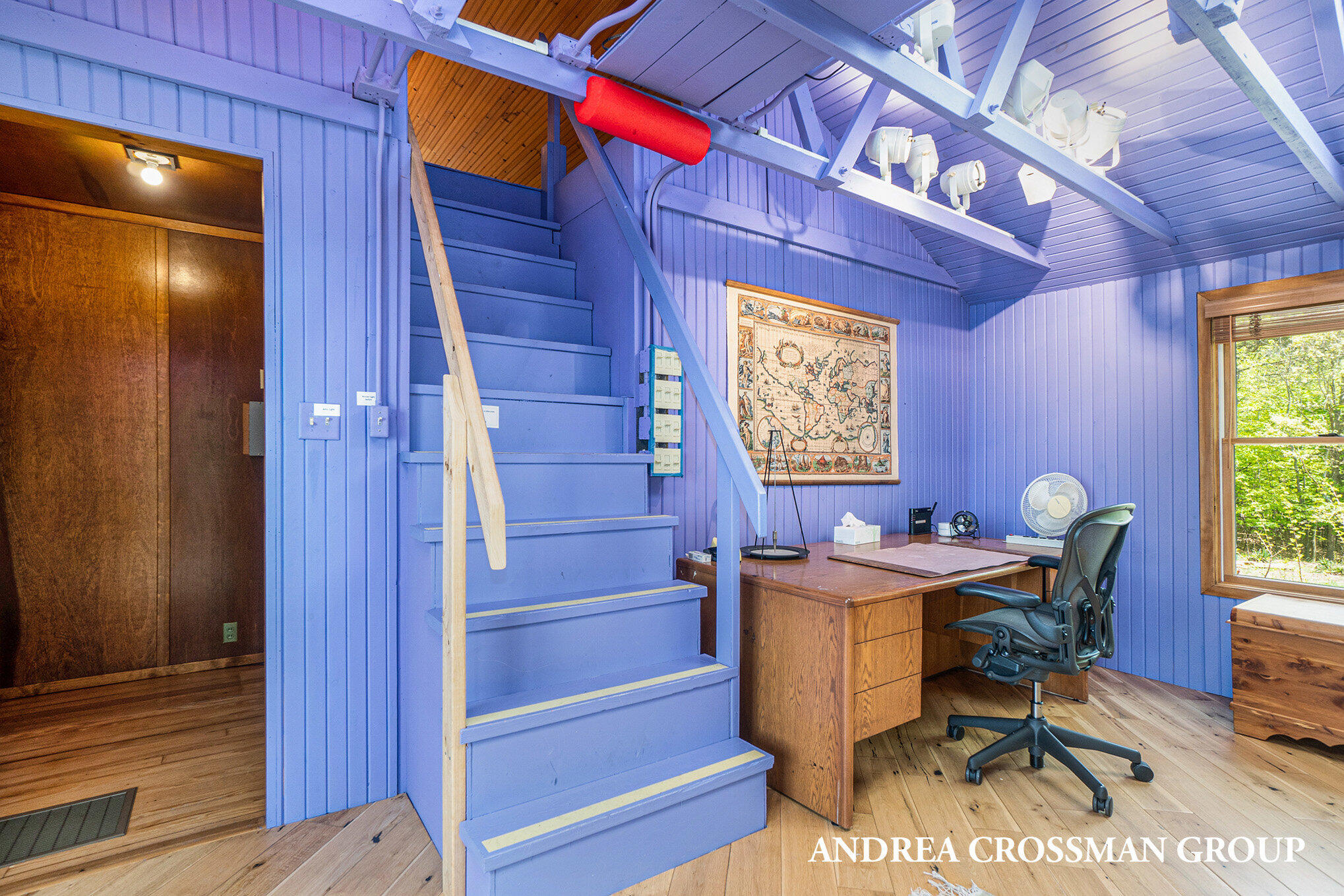 5795 Lakeshore Drive