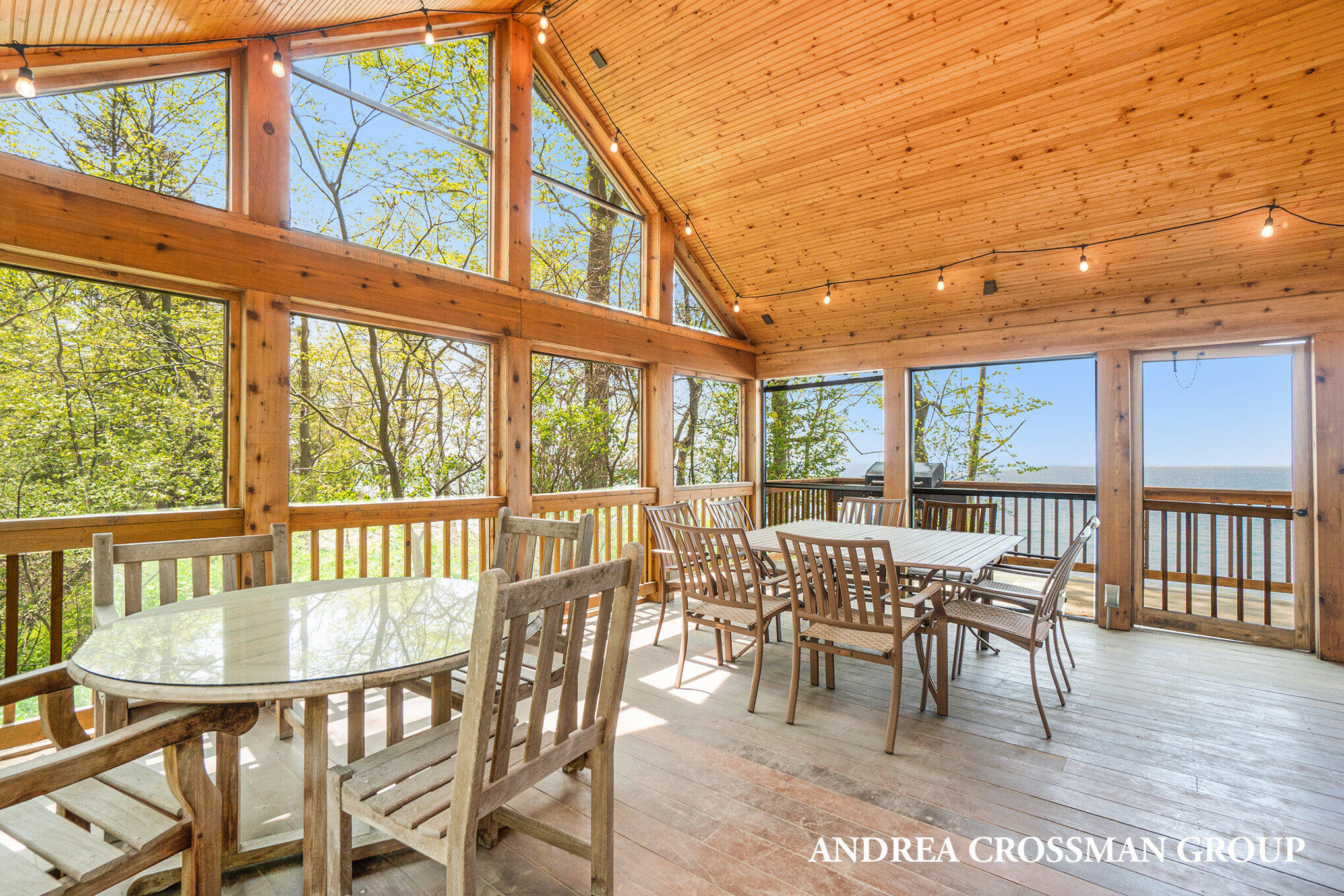 5795 Lakeshore Drive