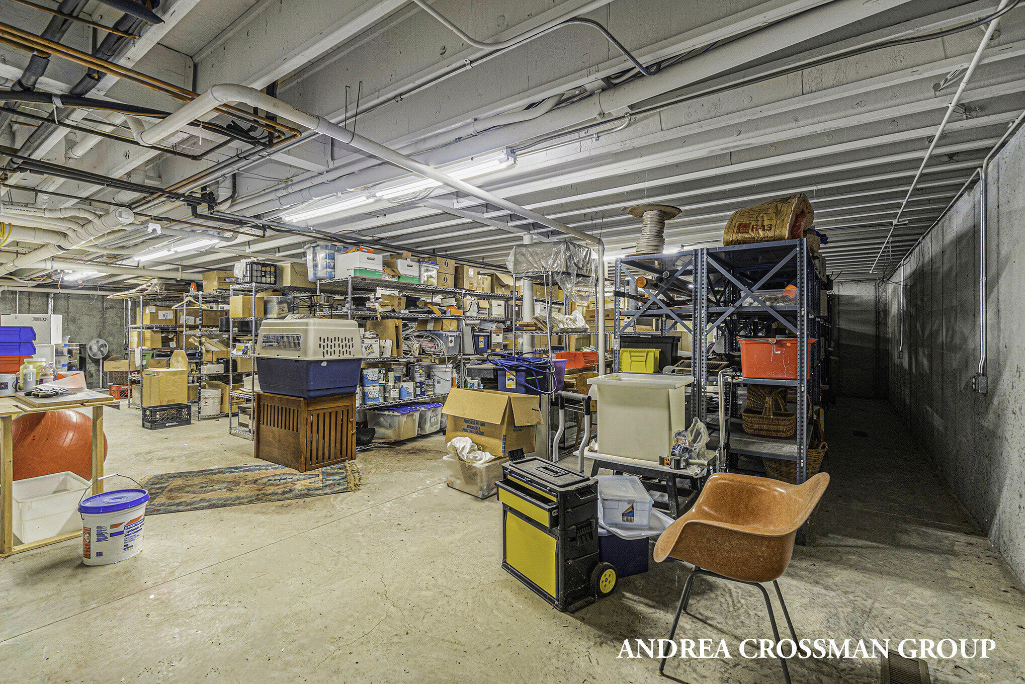 5841 Lakeshore Drive