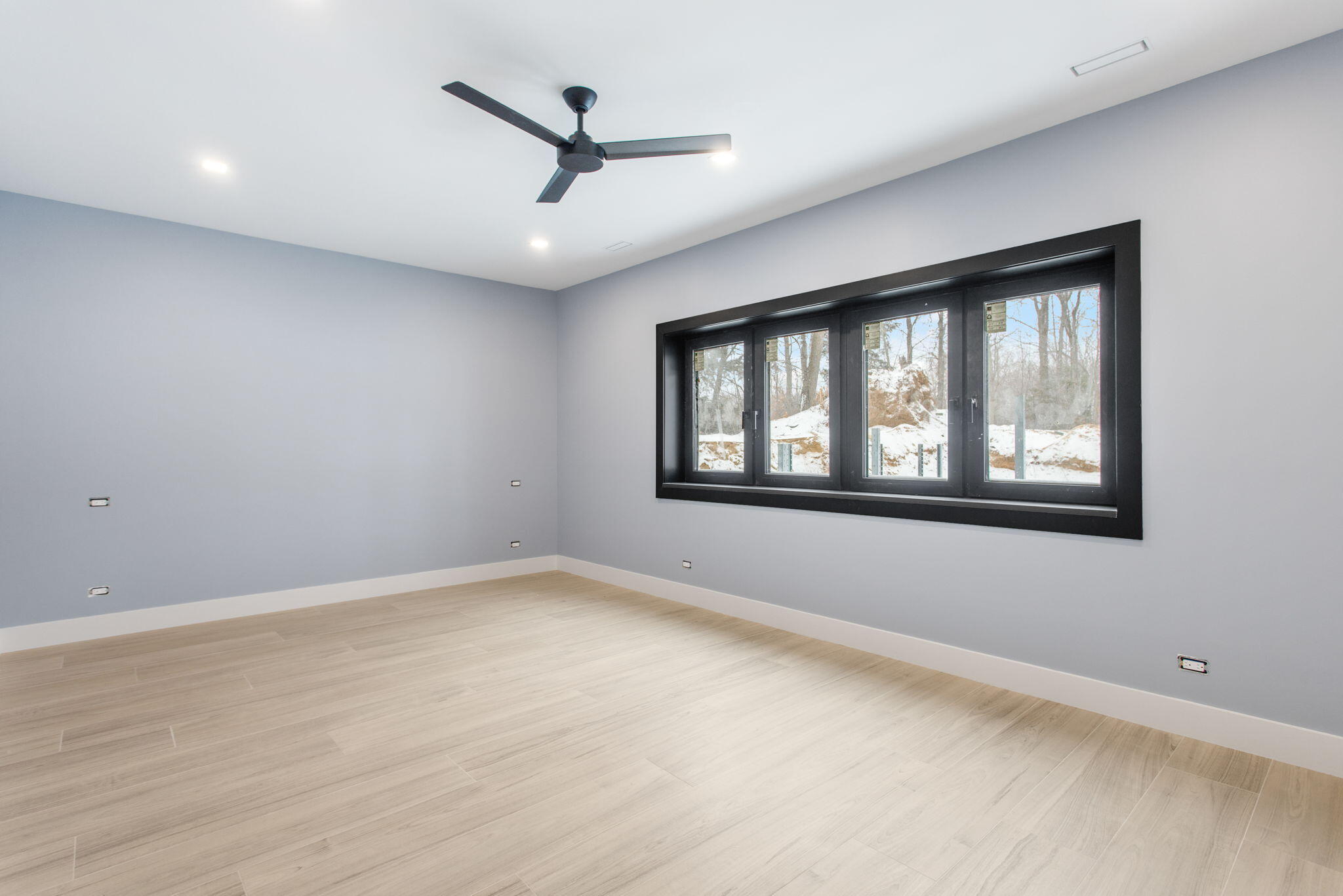 585 Hawksnest Drive