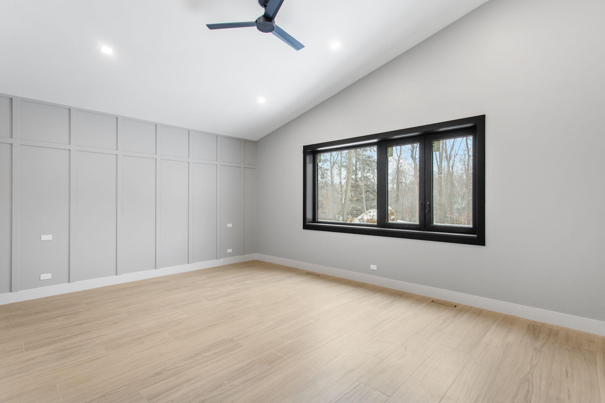 585 Hawksnest Drive